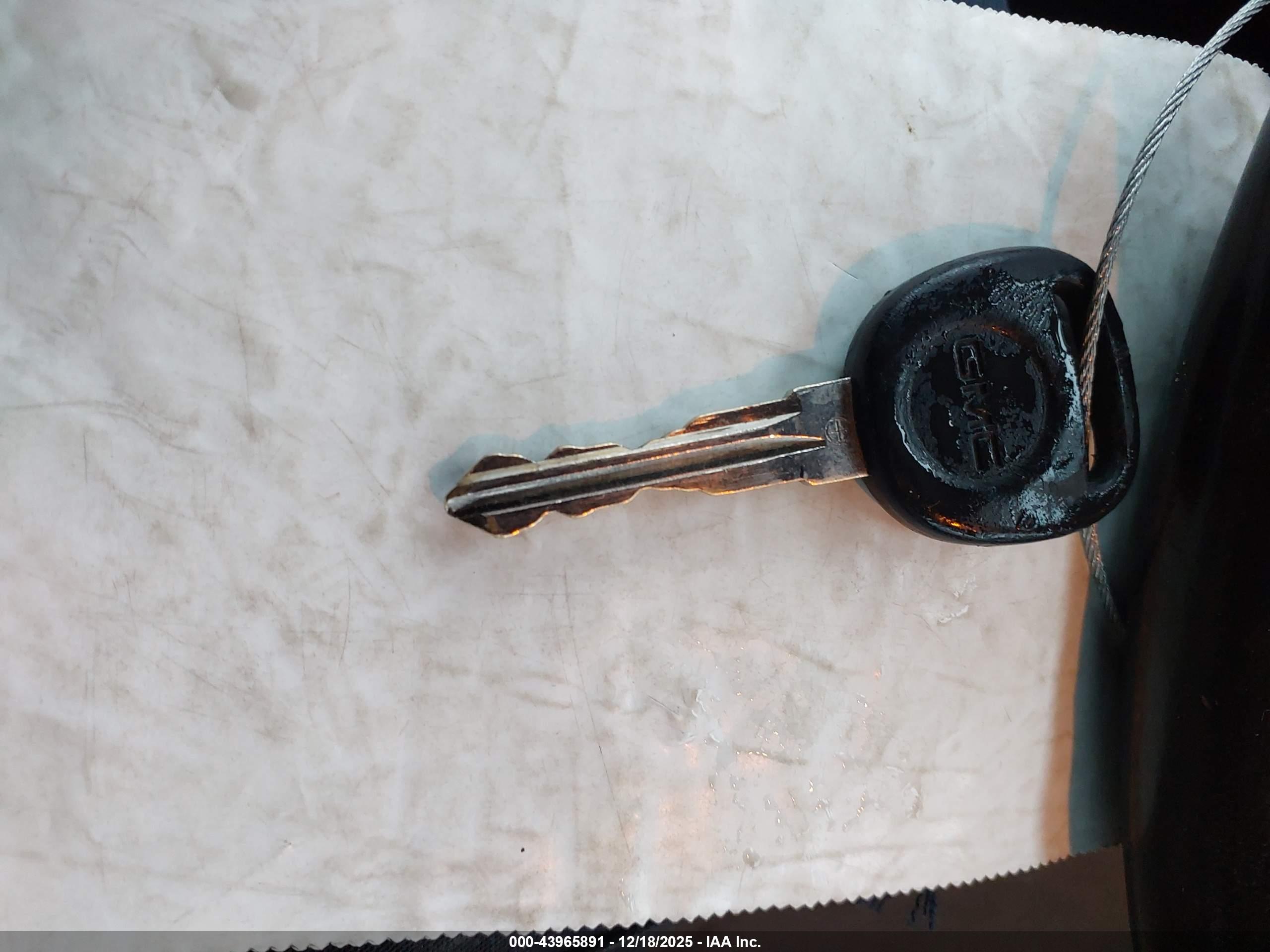 GMC ACADIA image 11