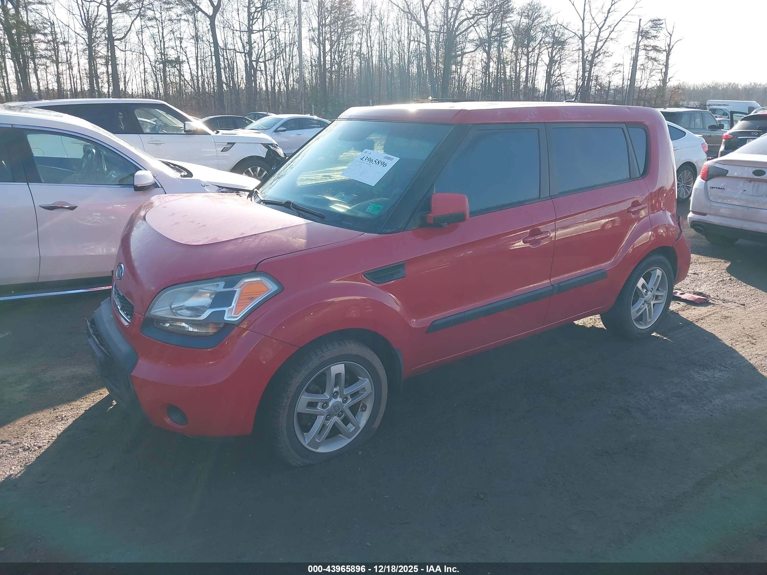 KIA SOUL image 2