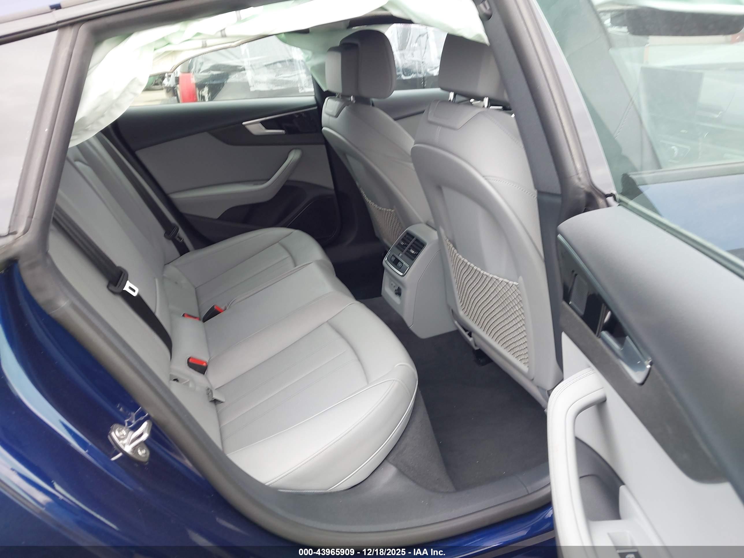 AUDI A5 image 8
