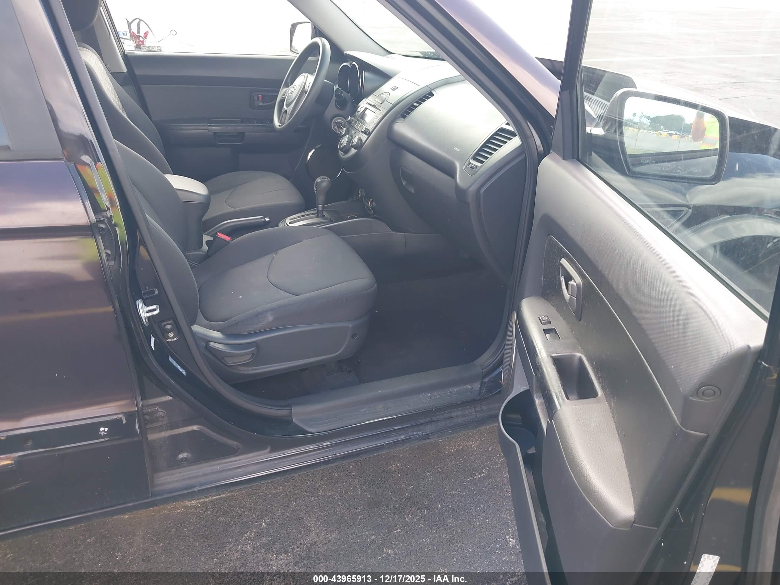 KIA SOUL image 5