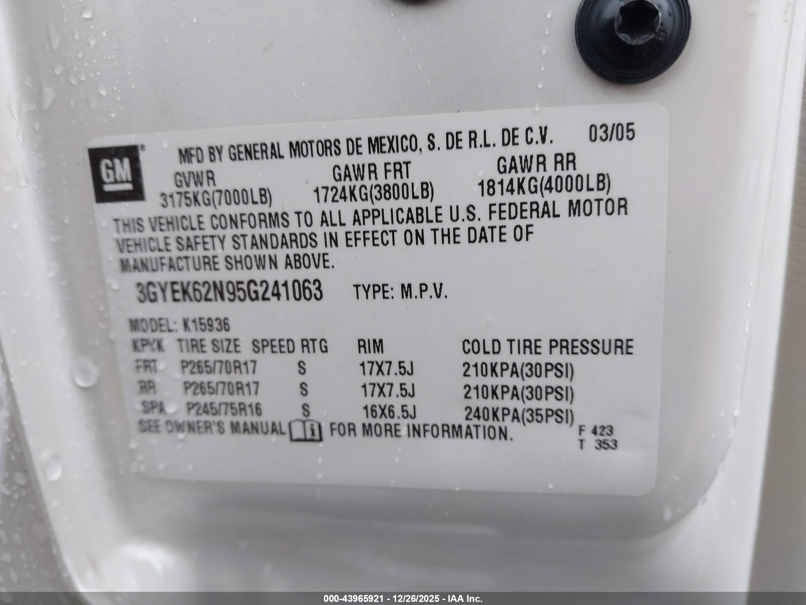 CADILLAC ESCALADE image 9