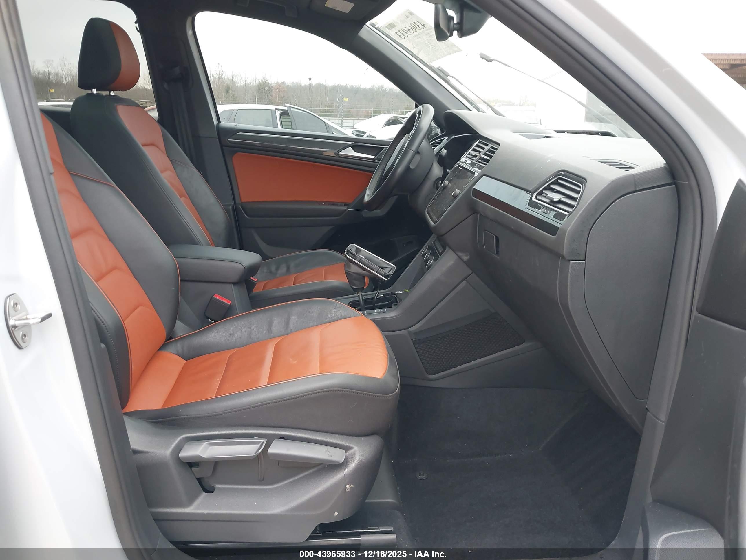 VOLKSWAGEN TIGUAN image 5