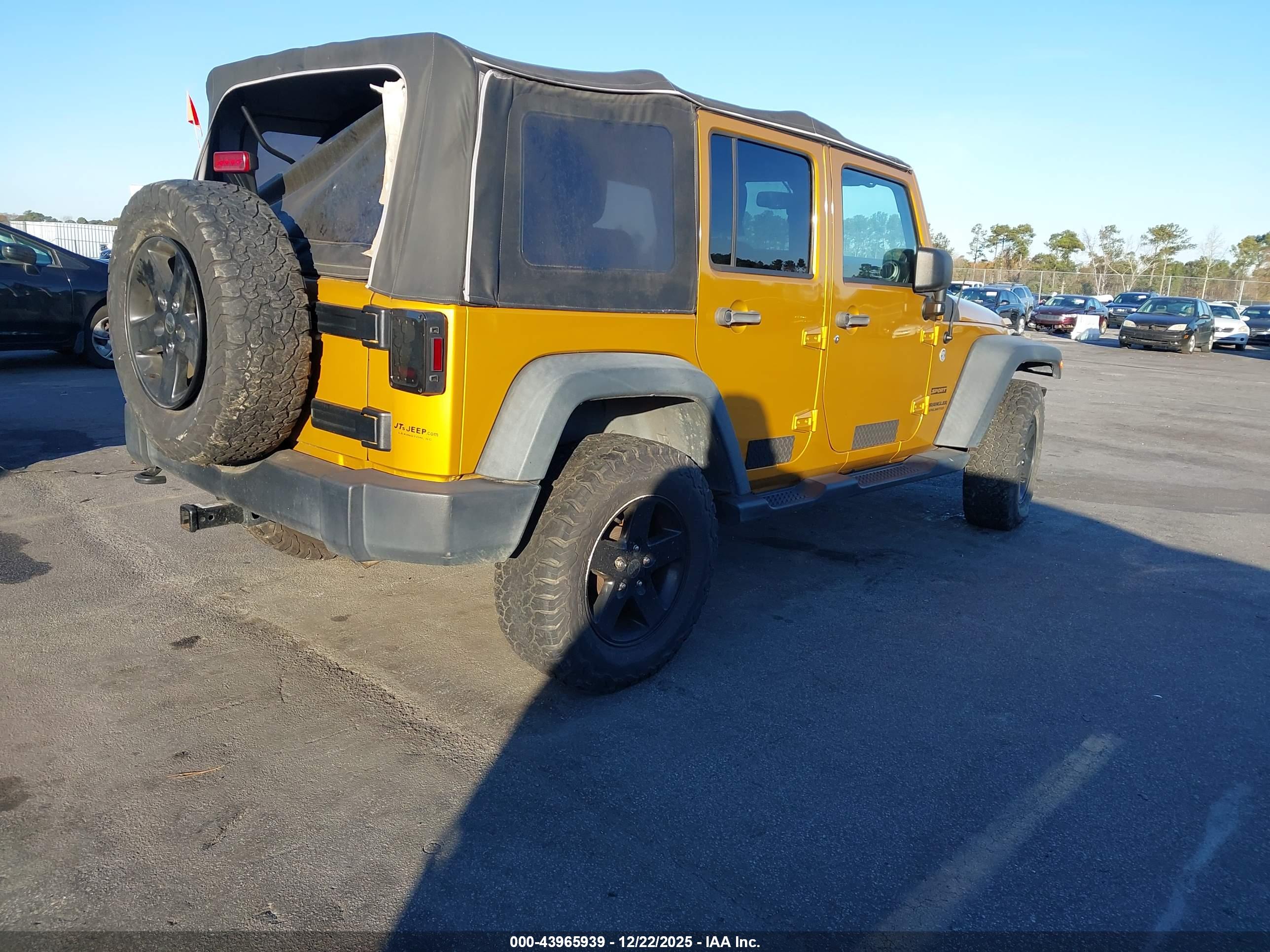 JEEP WRANGLER image 4