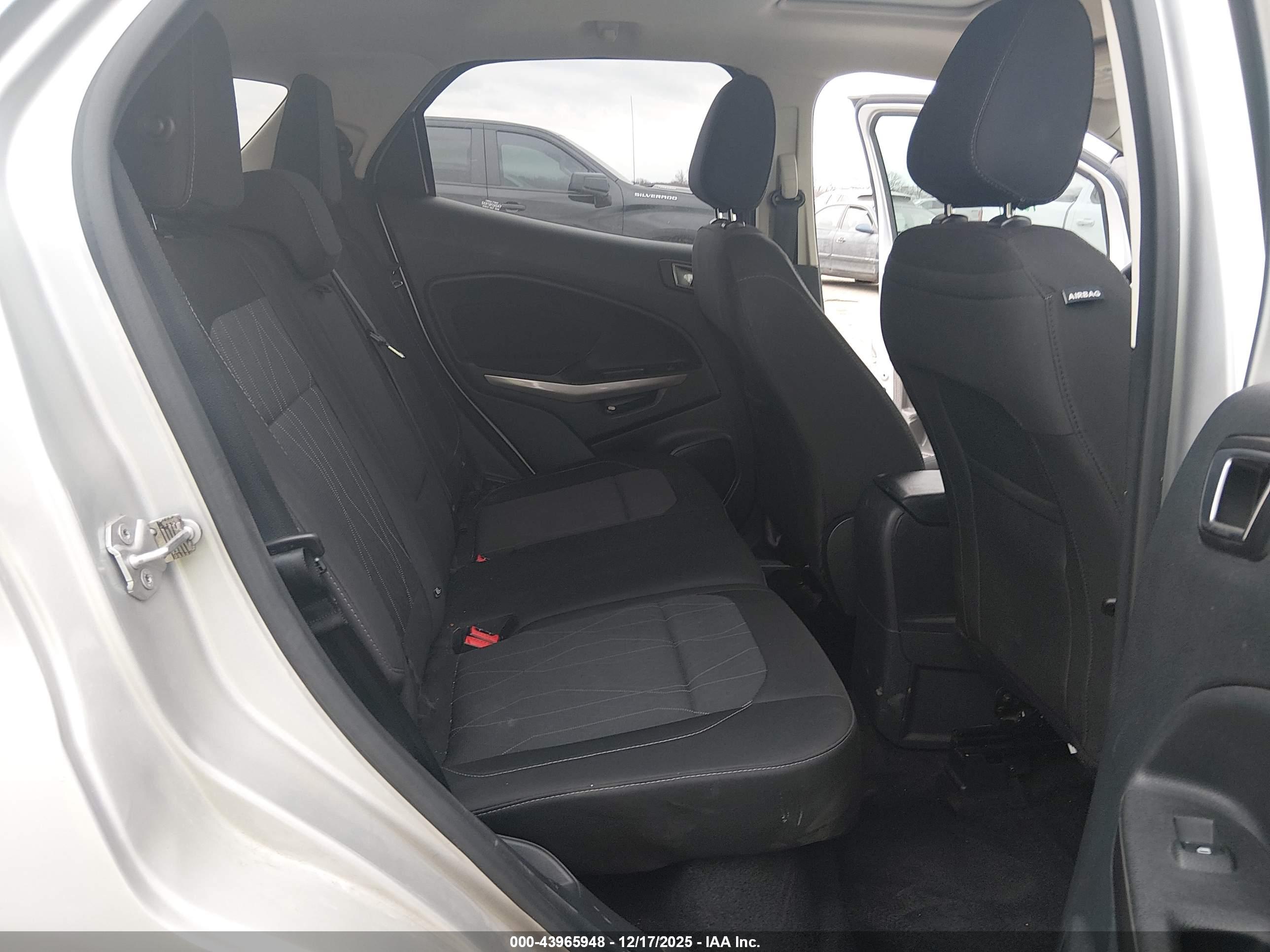 FORD ECOSPORT image 8