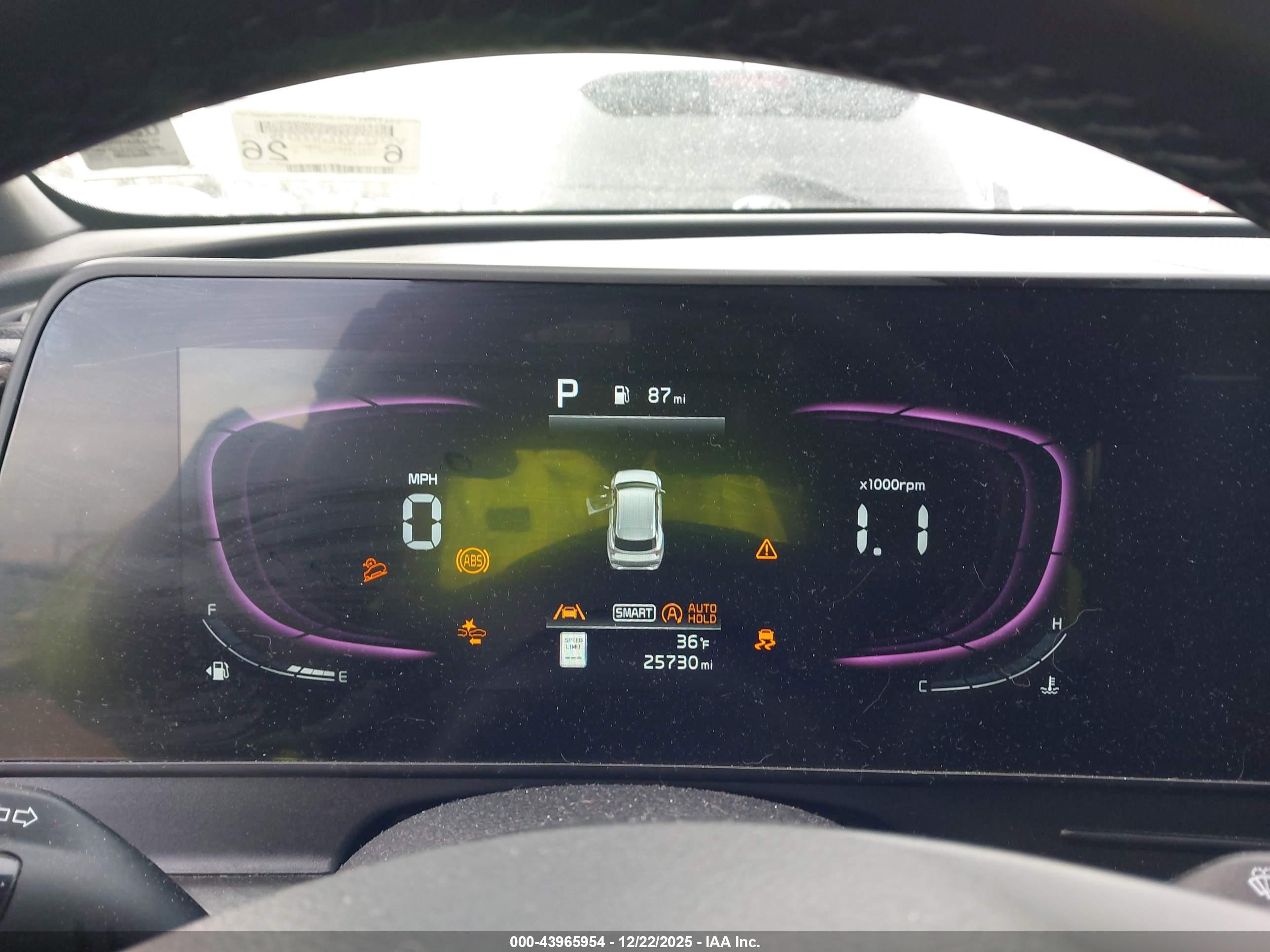 KIA SPORTAGE image 7