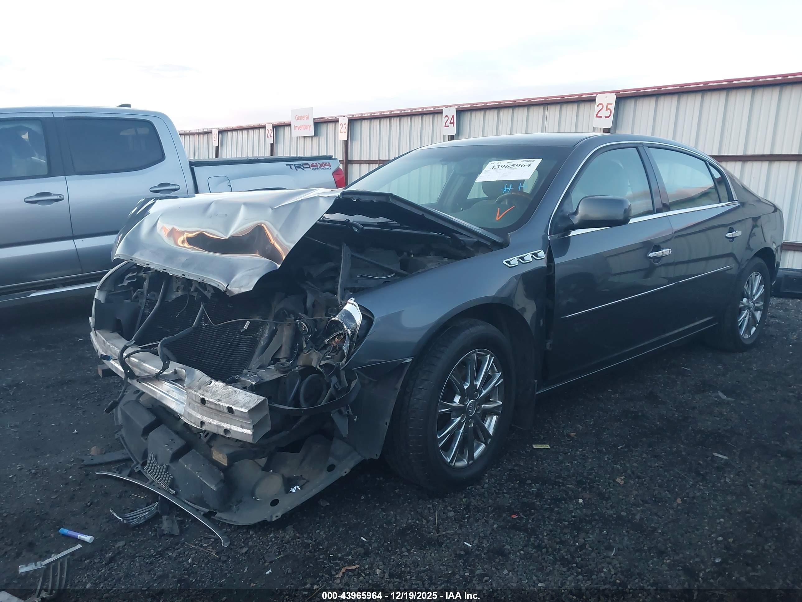 BUICK LUCERNE image 2
