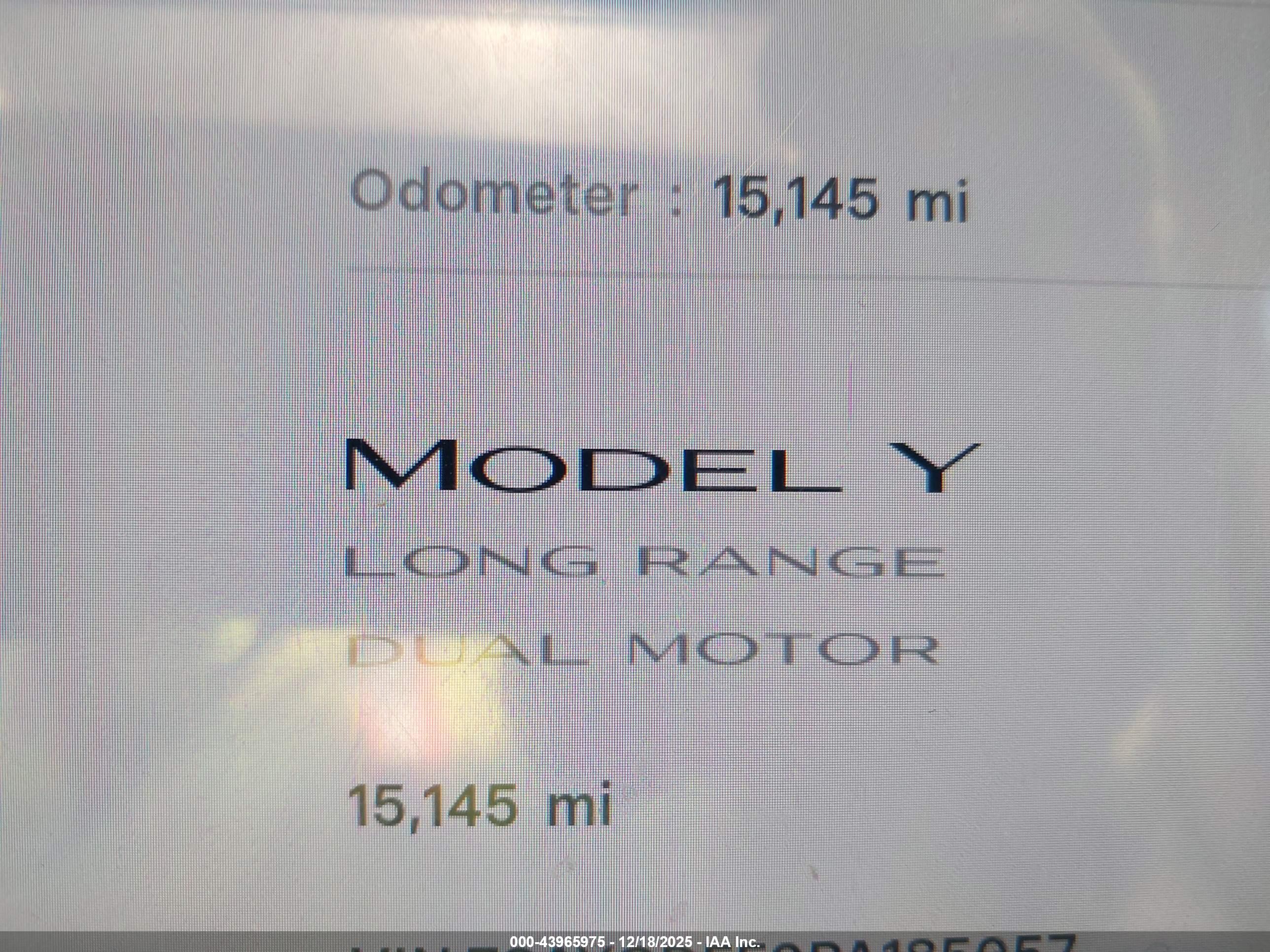 TESLA MODEL image 7