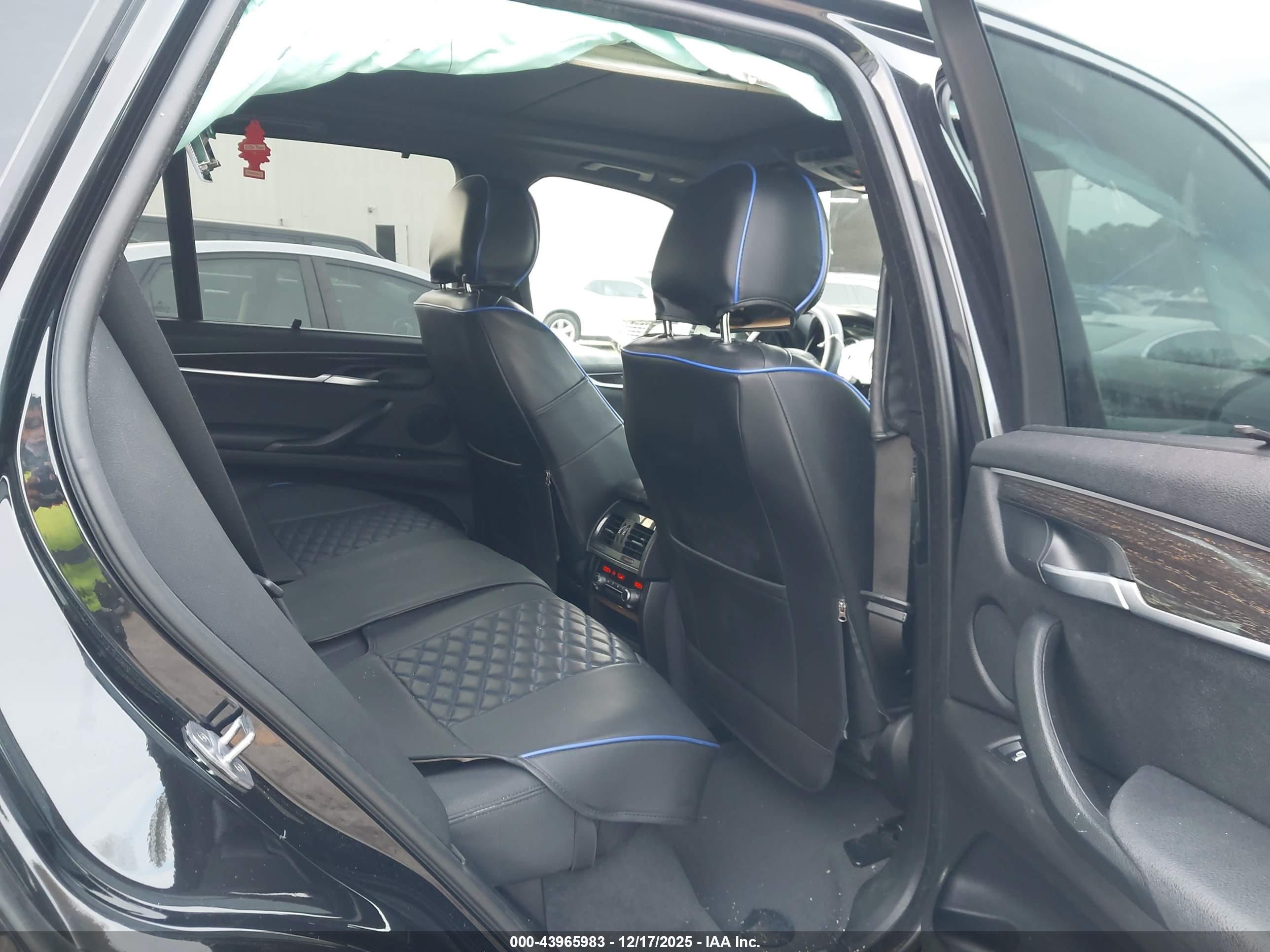 BMW X5 image 8