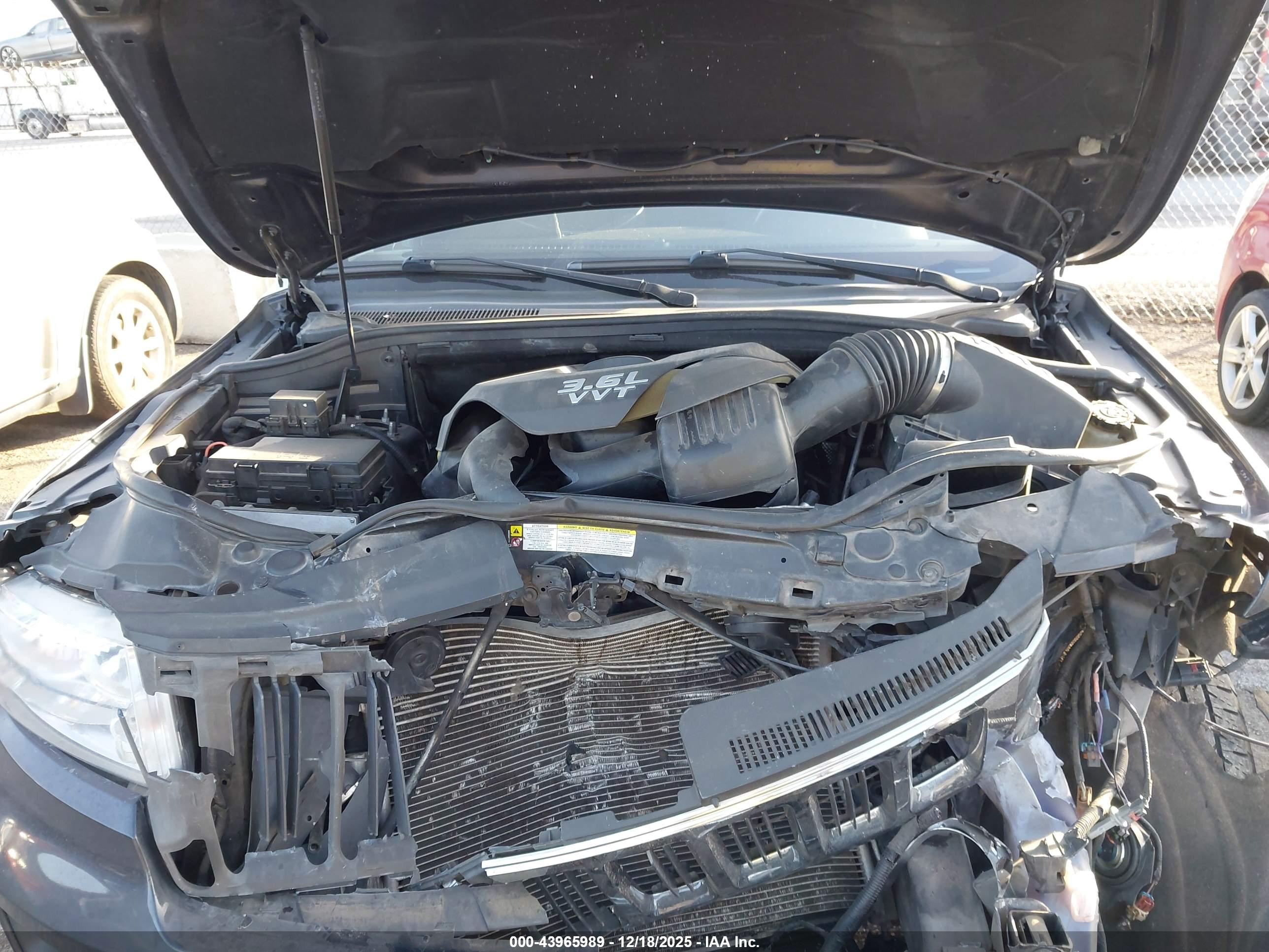 JEEP GRAND image 10