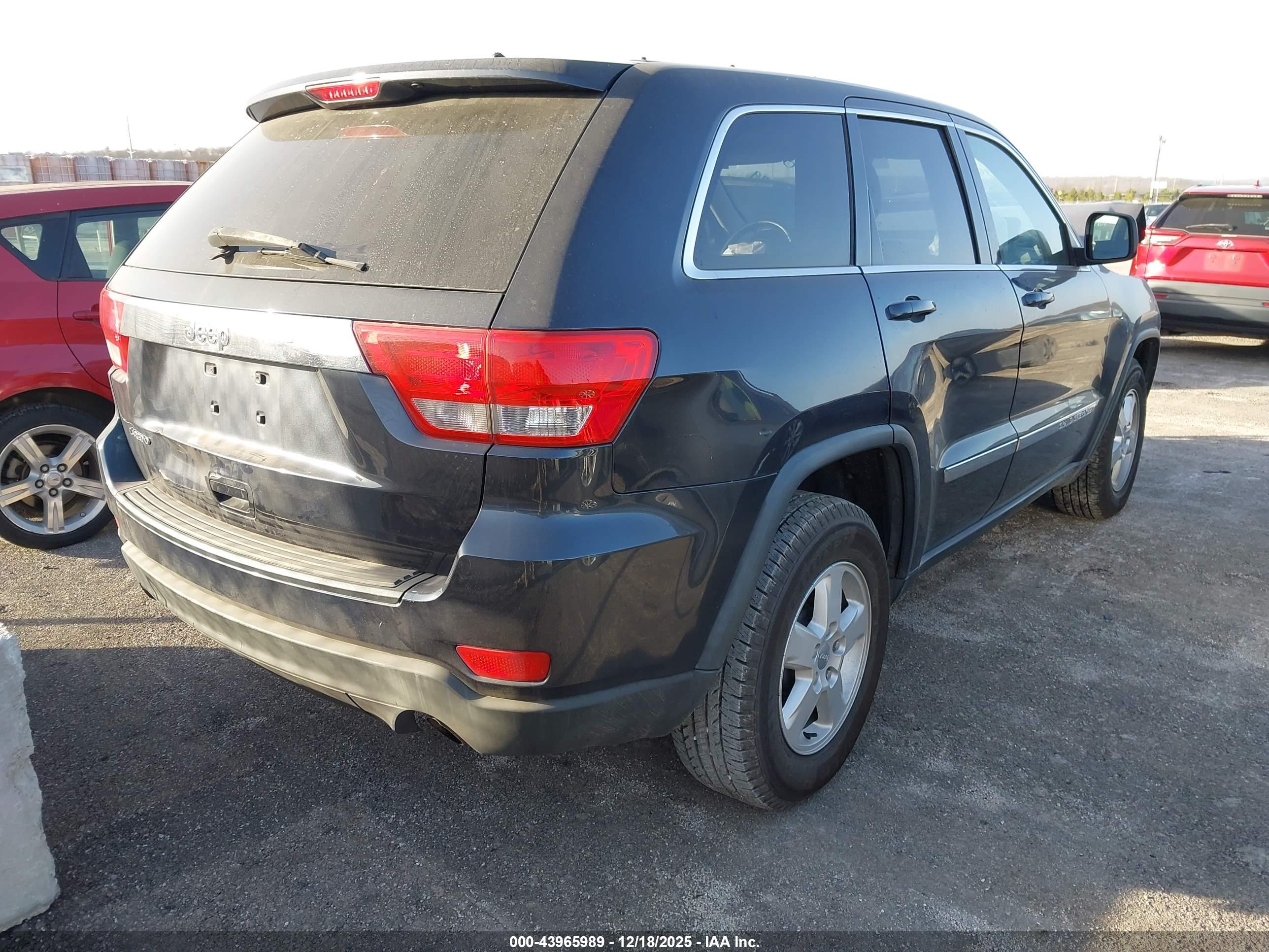 JEEP GRAND image 4