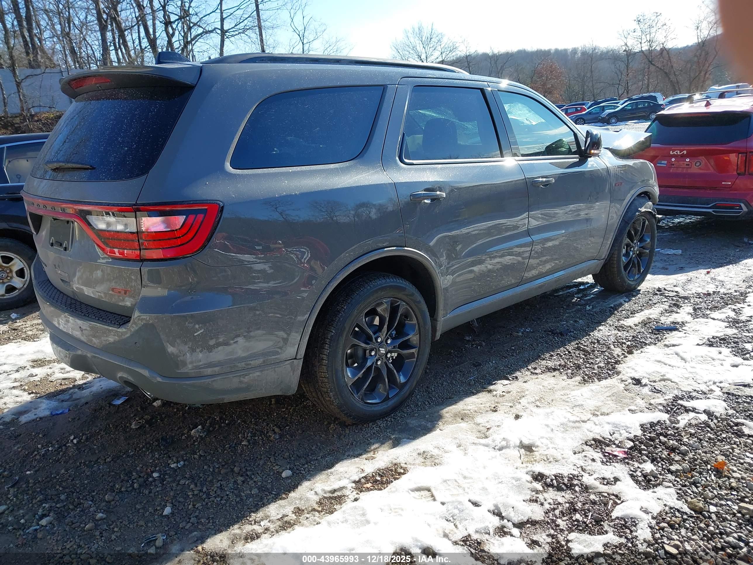 DODGE DURANGO image 4