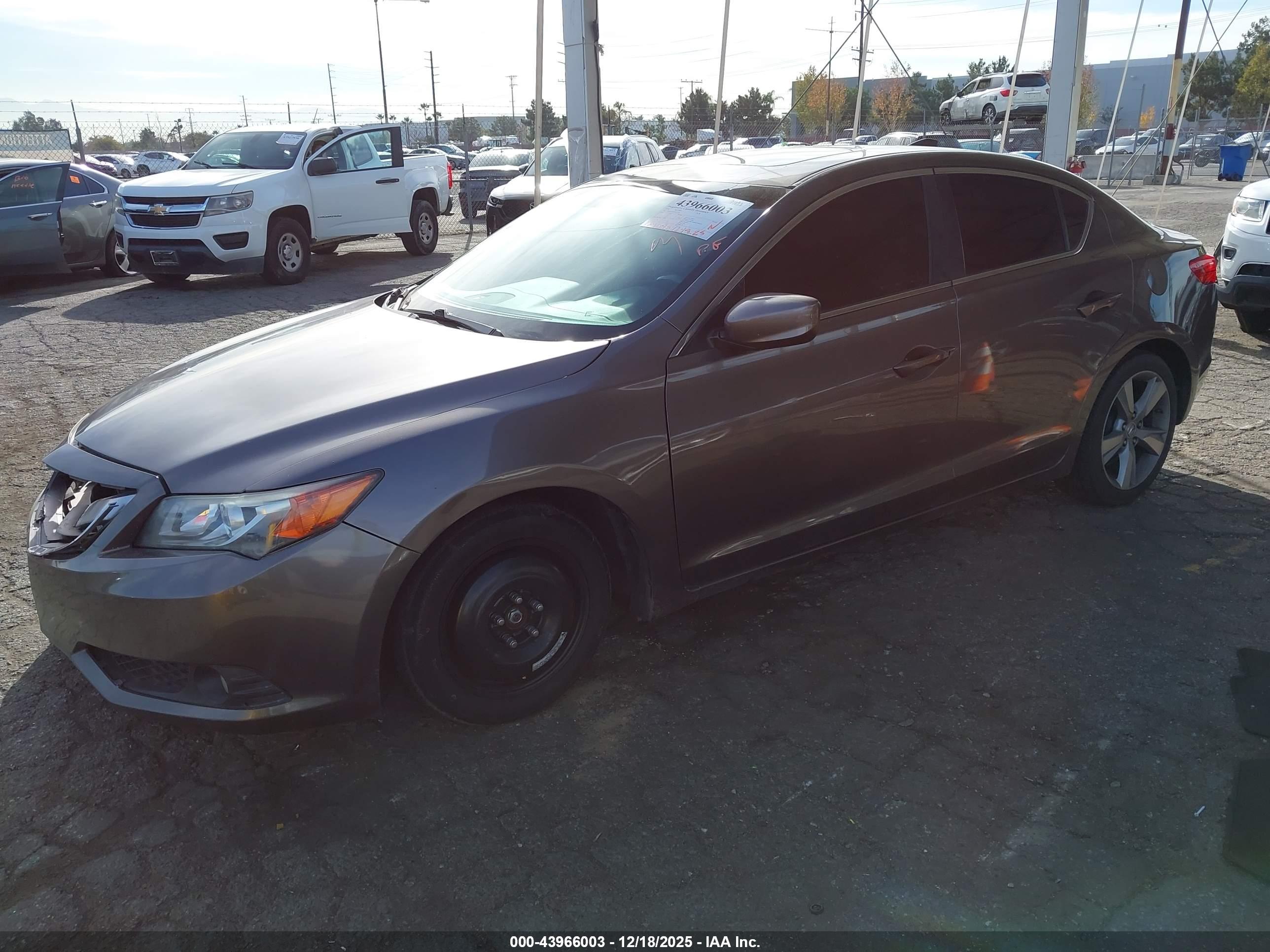 ACURA ILX image 2