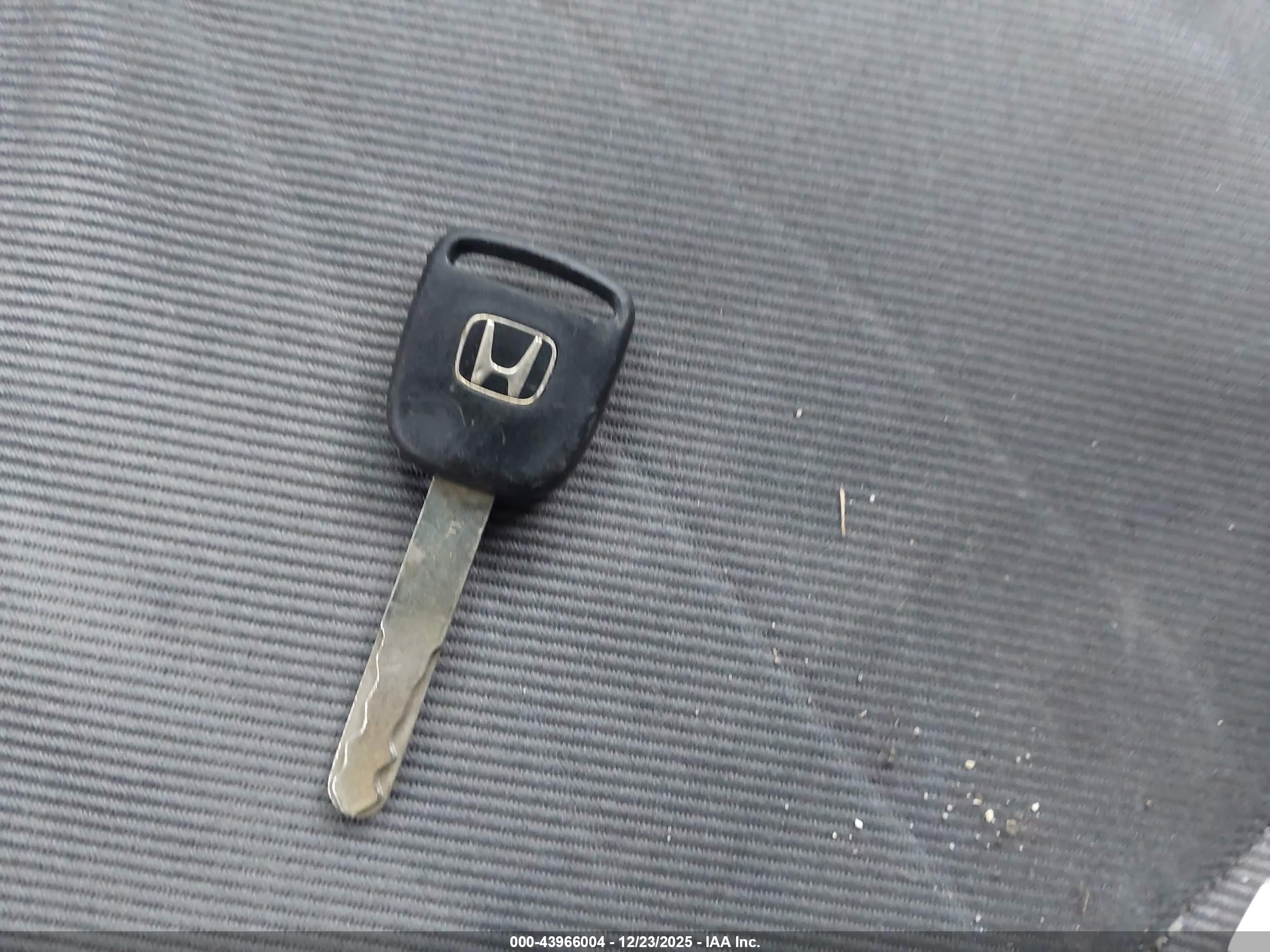 HONDA ELEMENT image 11