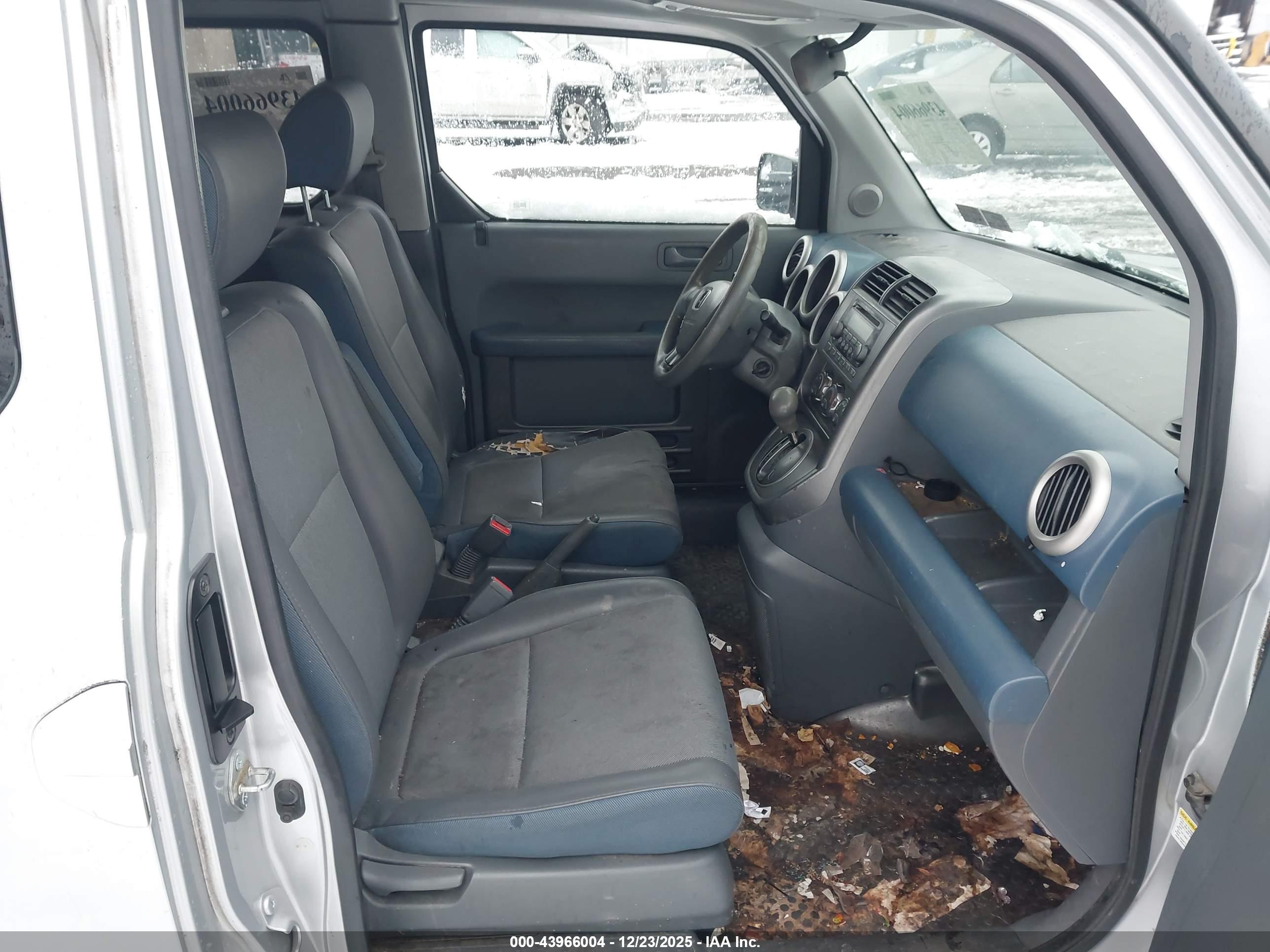 HONDA ELEMENT image 5