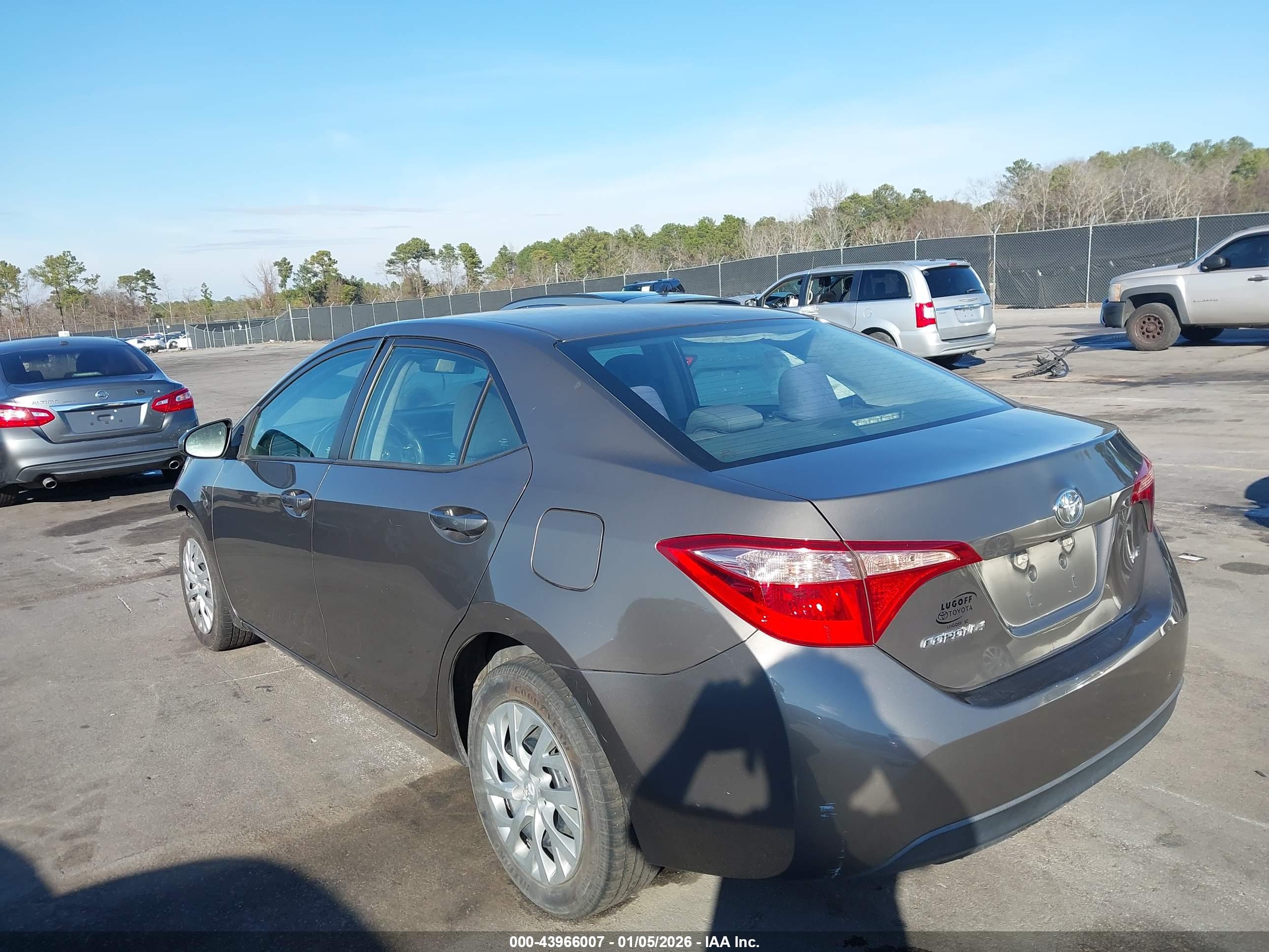 TOYOTA COROLLA image 3