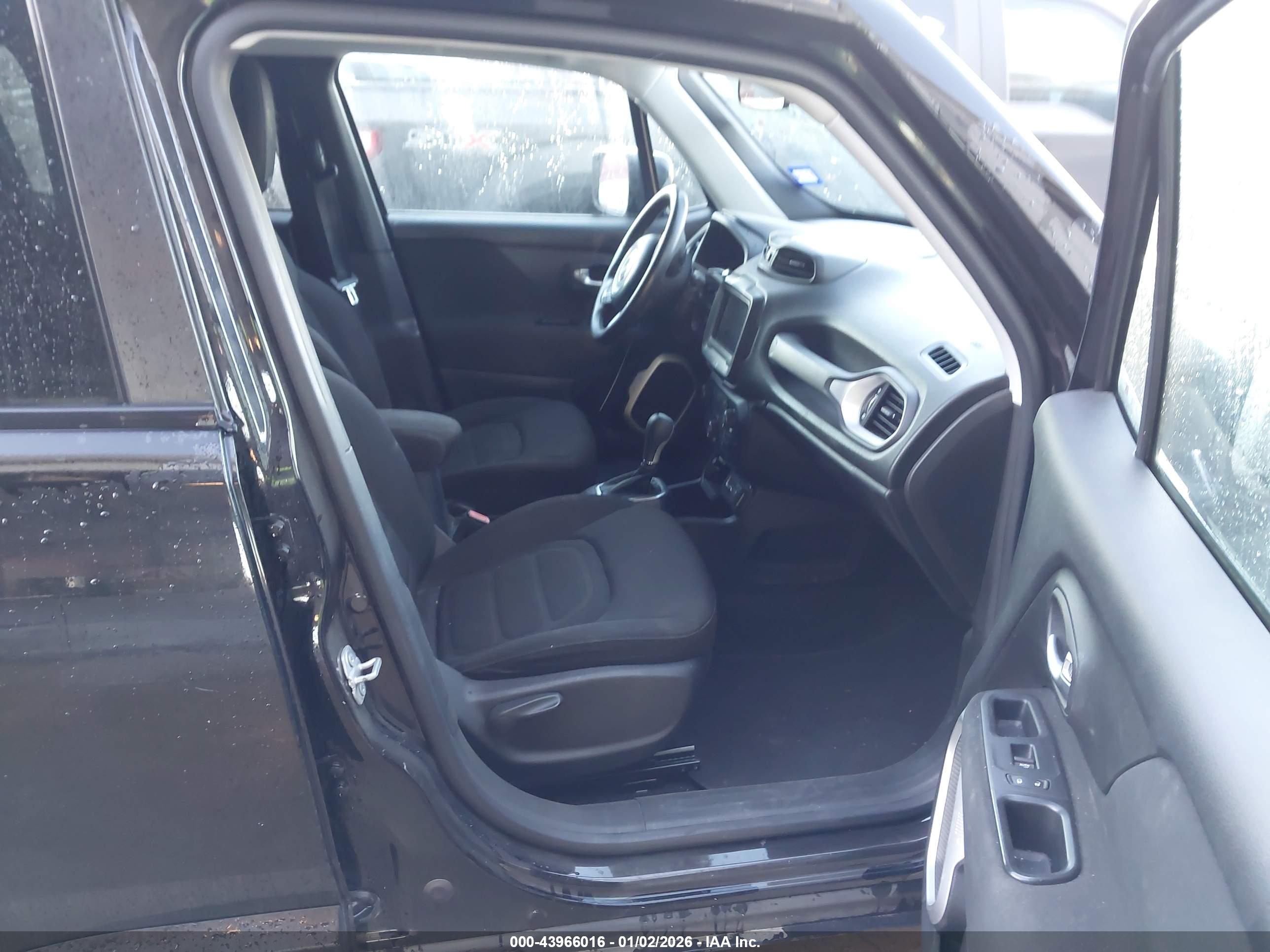 JEEP RENEGADE image 5