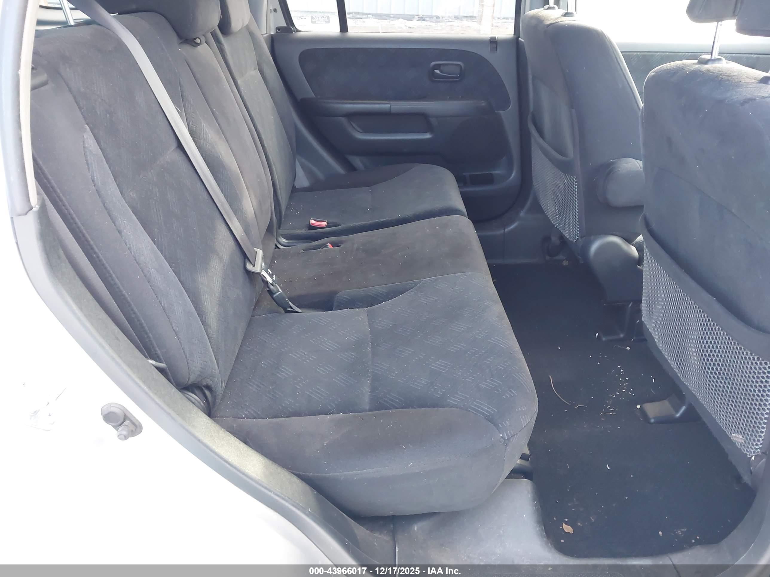HONDA CR-V image 8