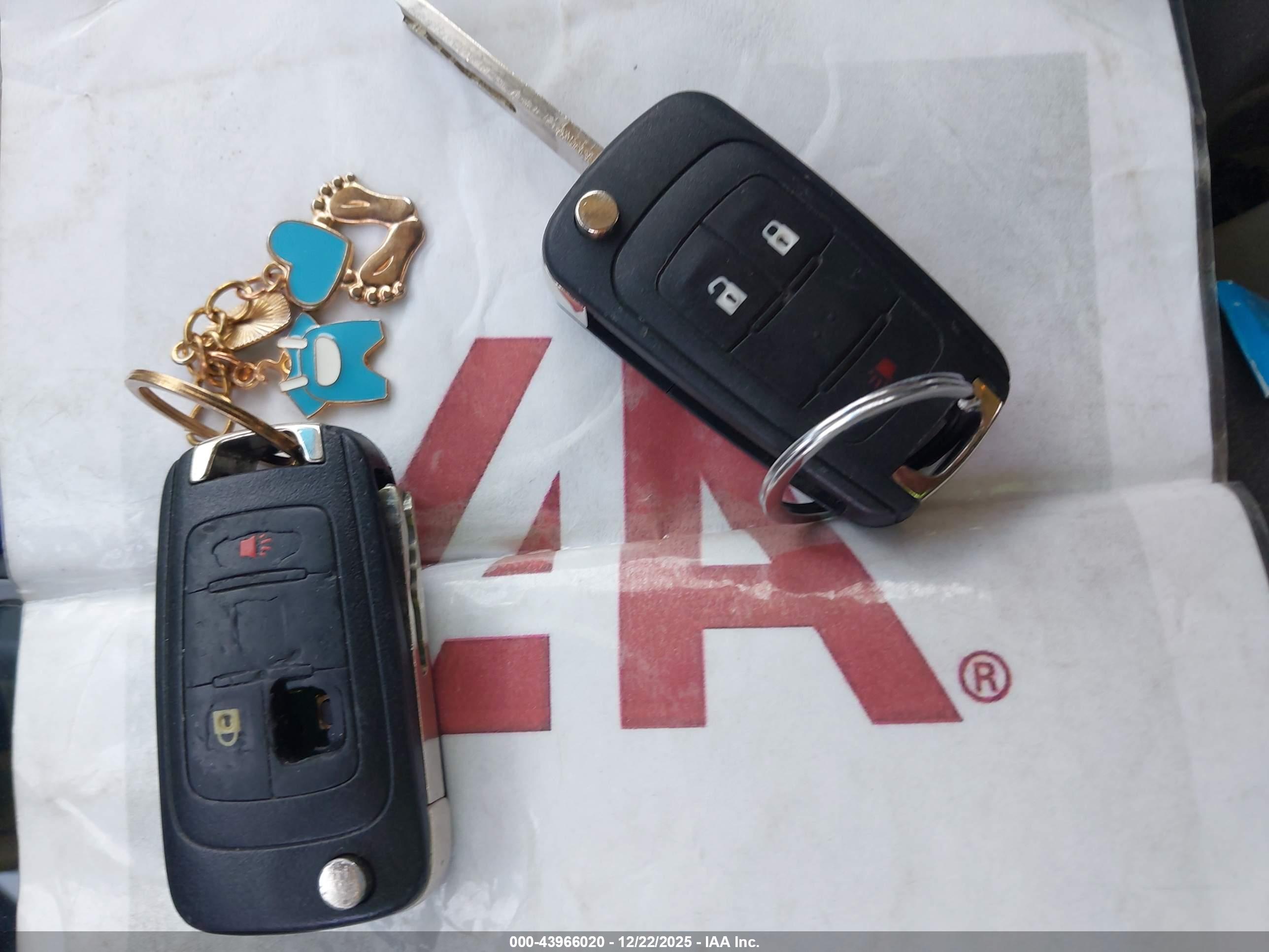 CHEVROLET EQUINOX image 11