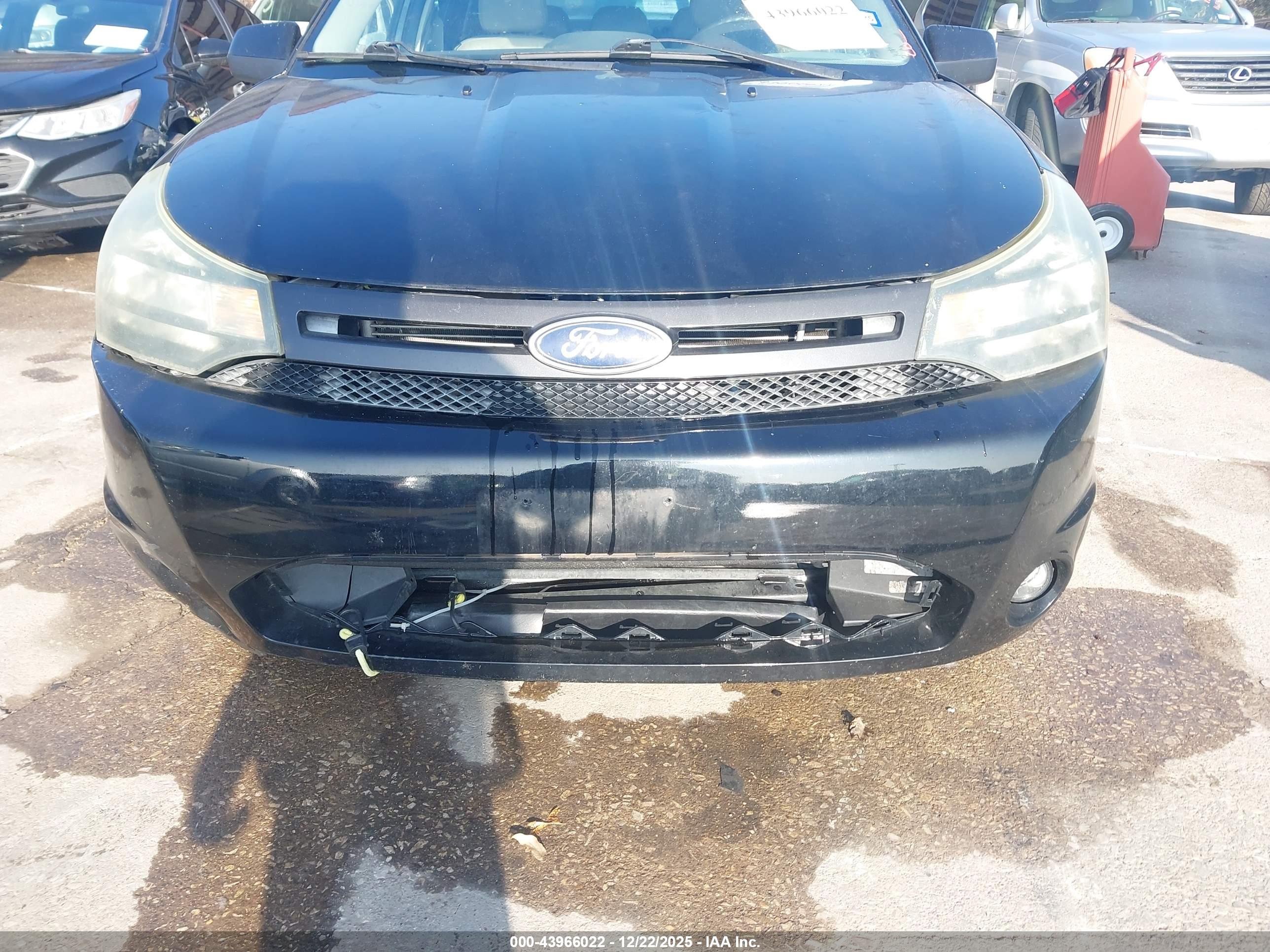 FORD FOCUS image 6