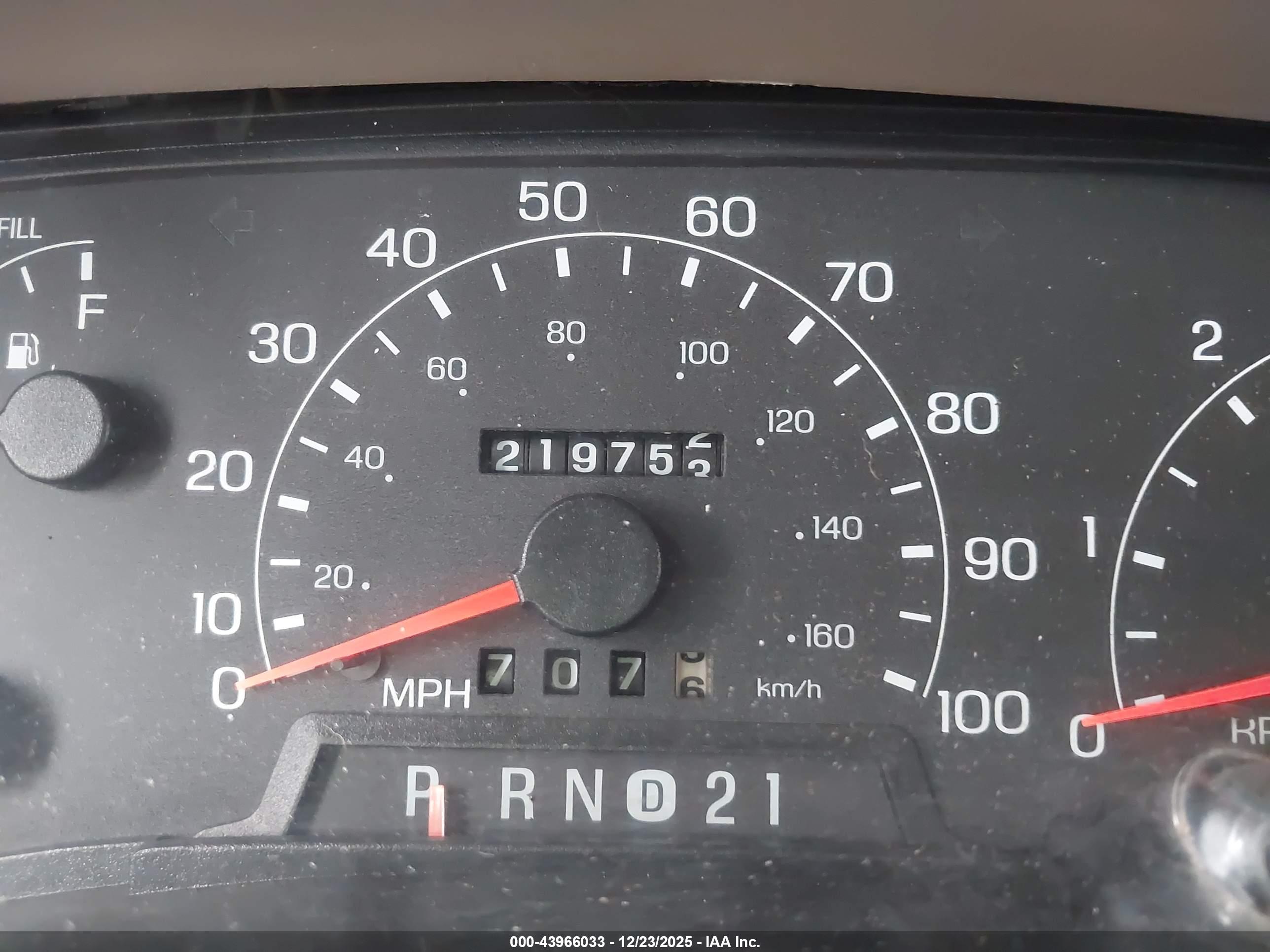 FORD EXCURSION image 7