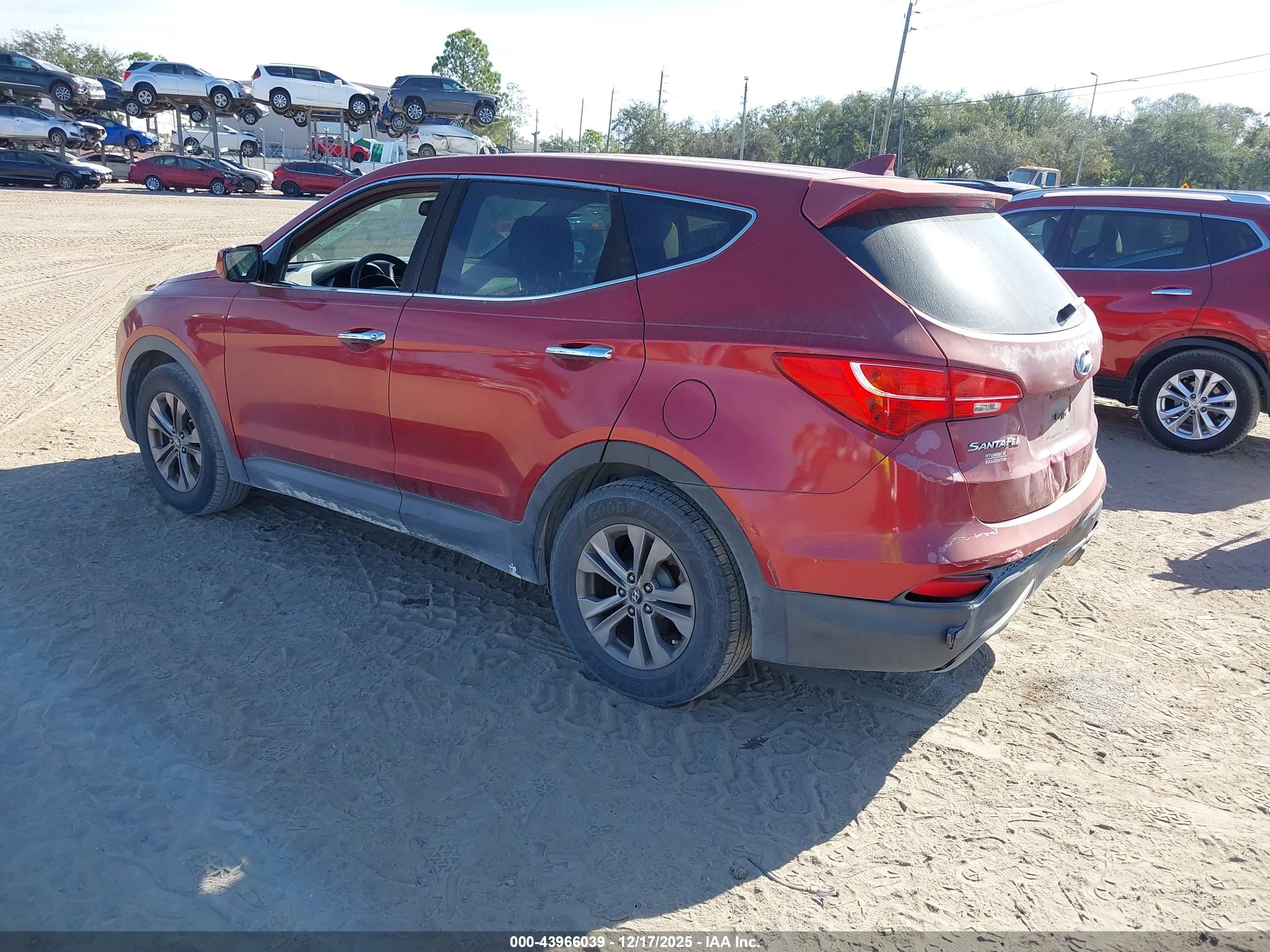 HYUNDAI SANTA image 3