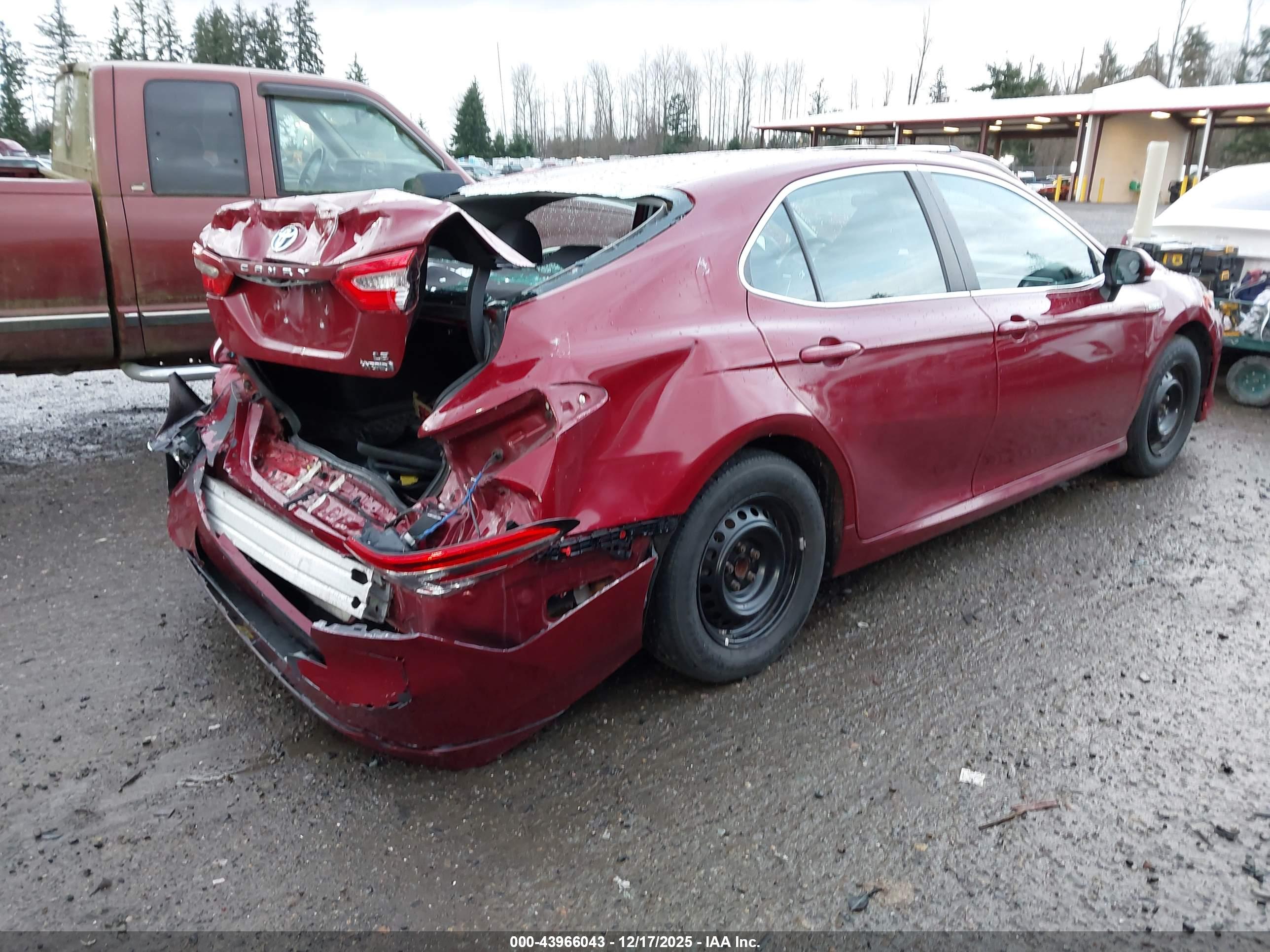 TOYOTA CAMRY image 4