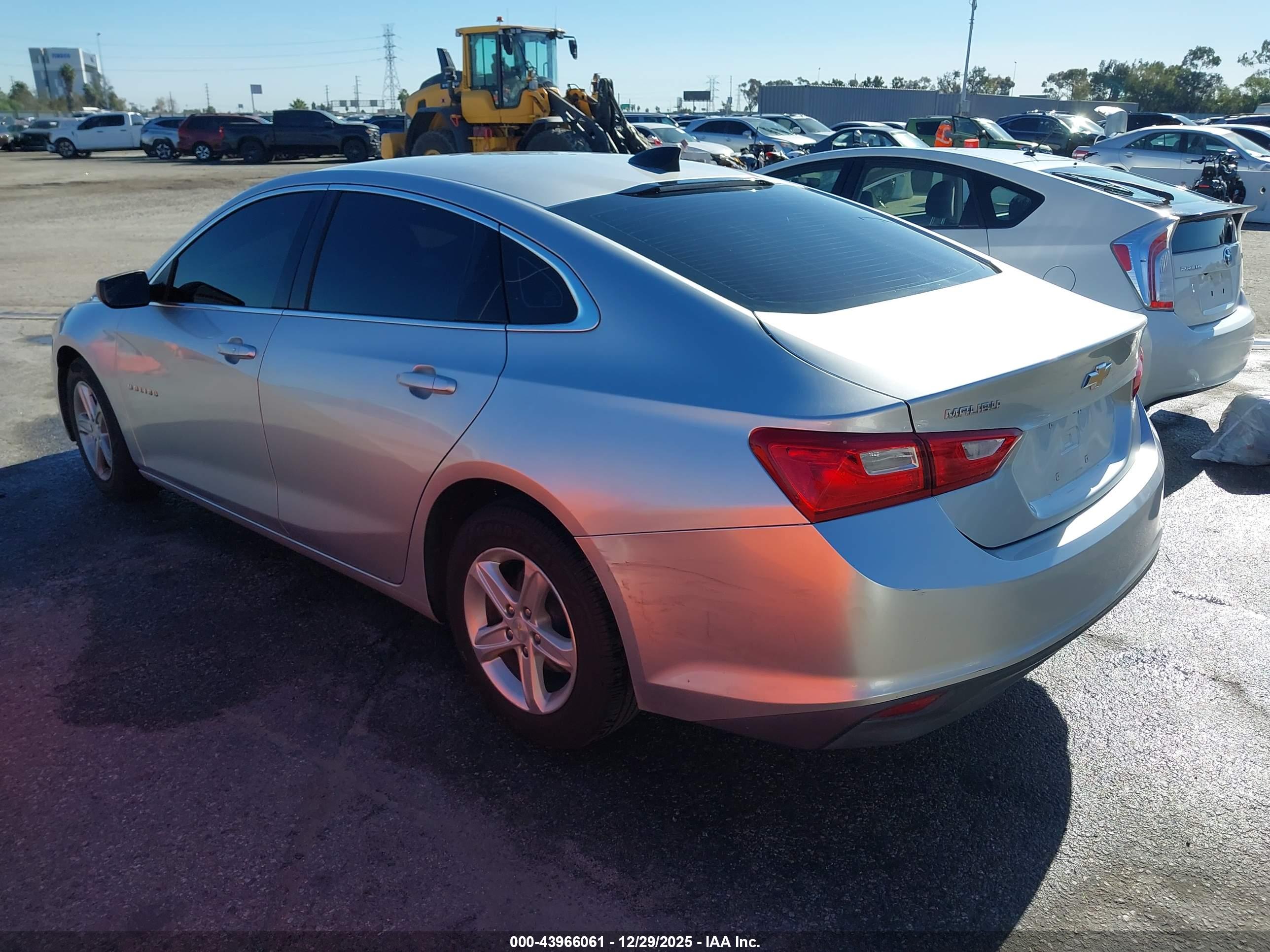 CHEVROLET MALIBU image 3