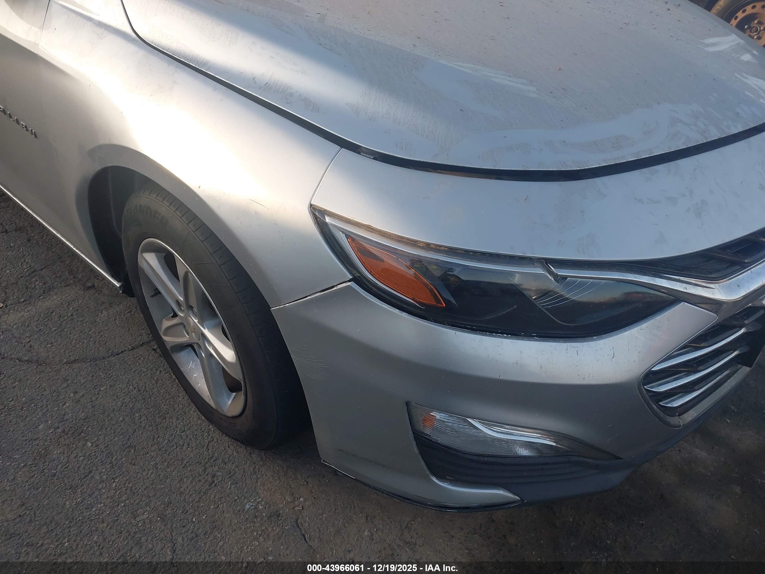 CHEVROLET MALIBU image 6
