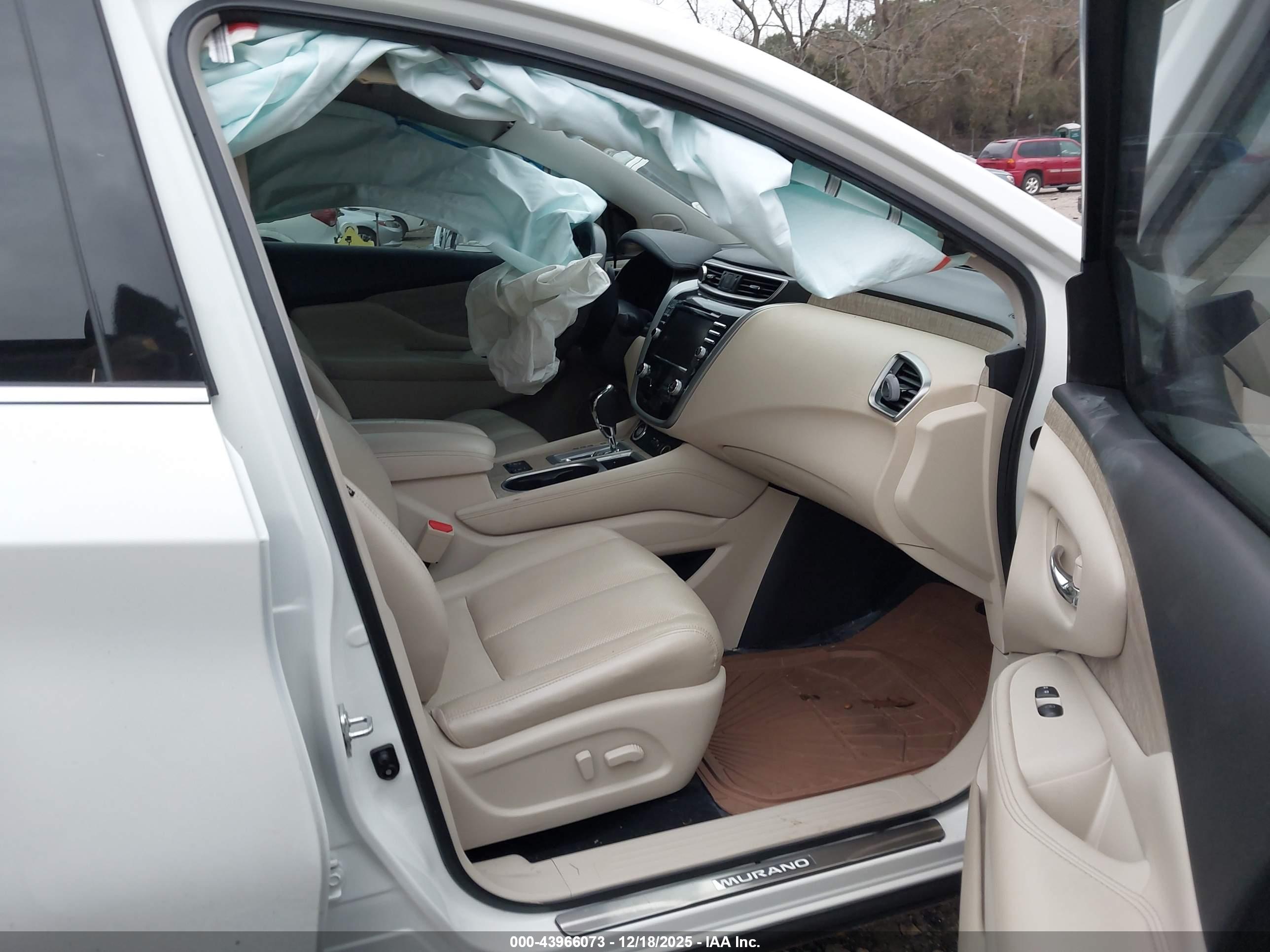 NISSAN MURANO image 5
