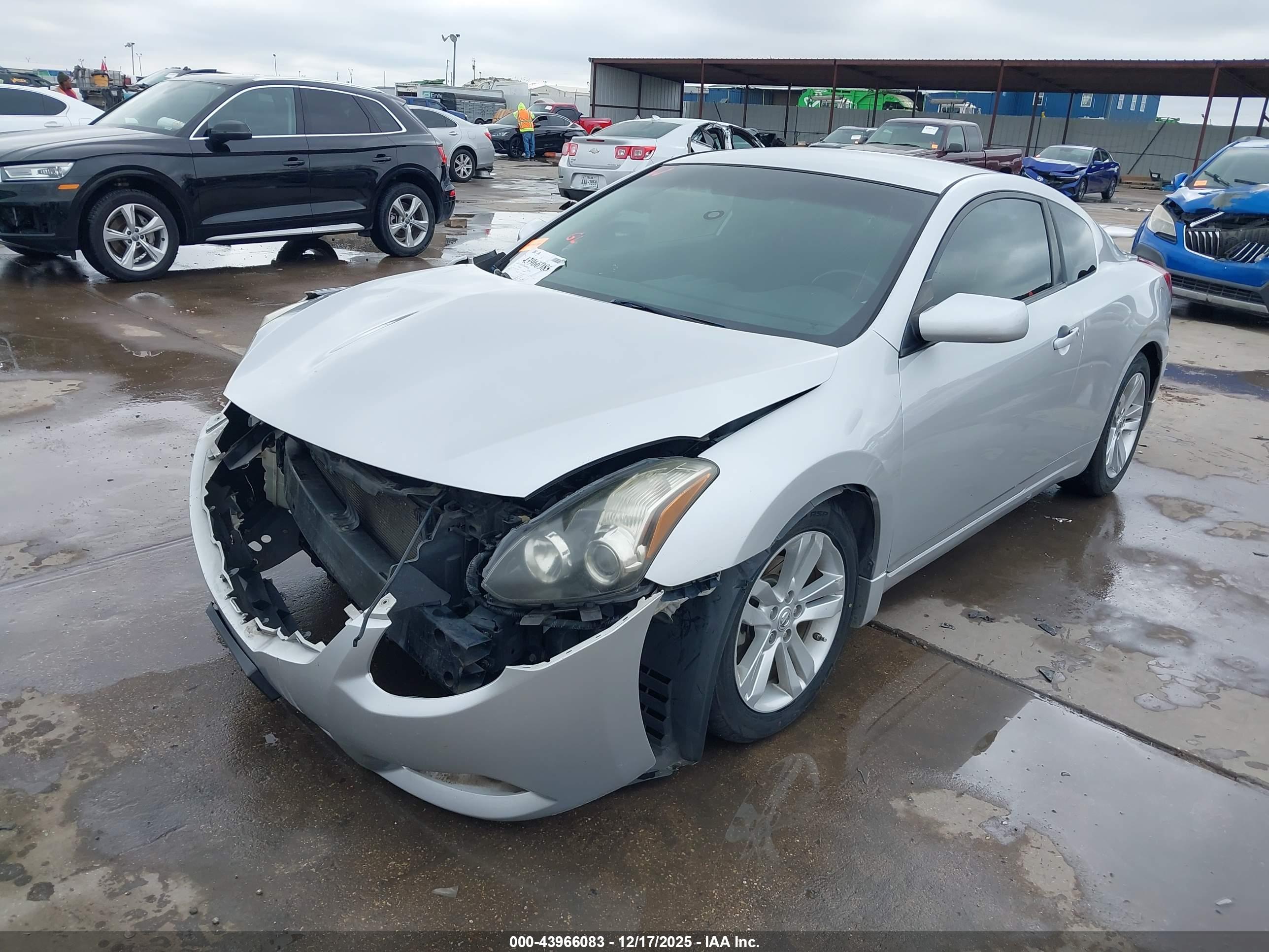 NISSAN ALTIMA image 2