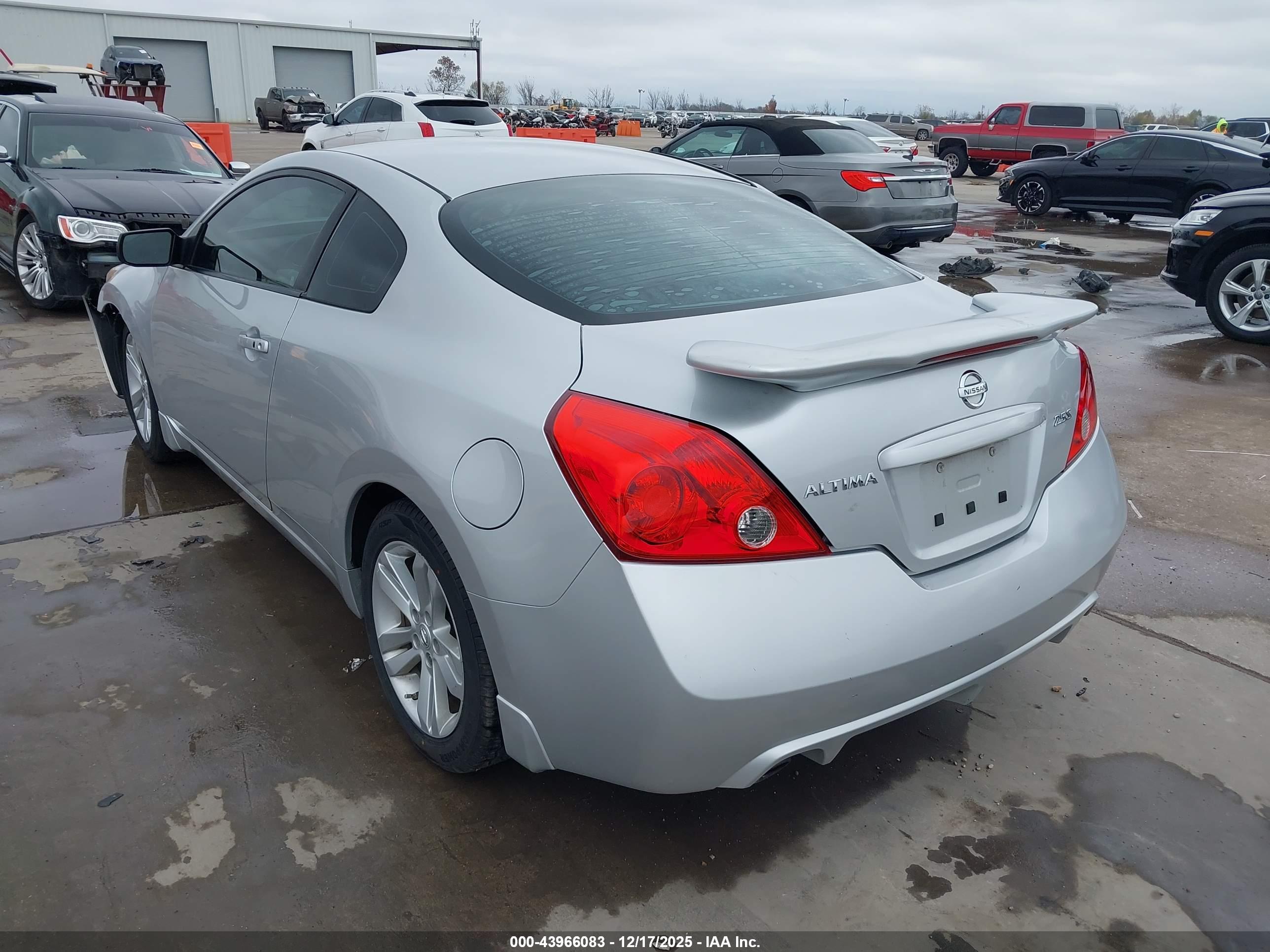 NISSAN ALTIMA image 3