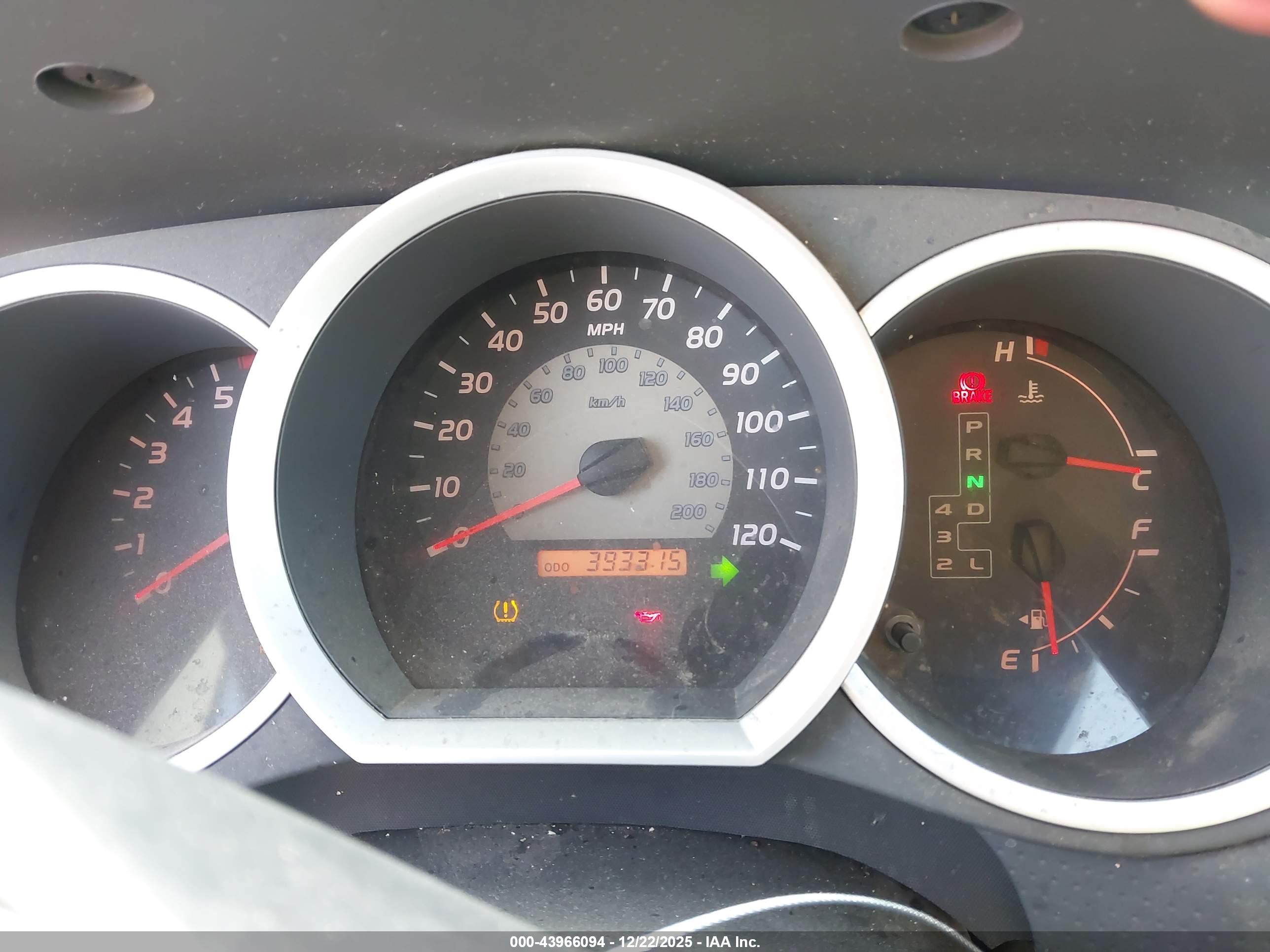 TOYOTA TACOMA image 7