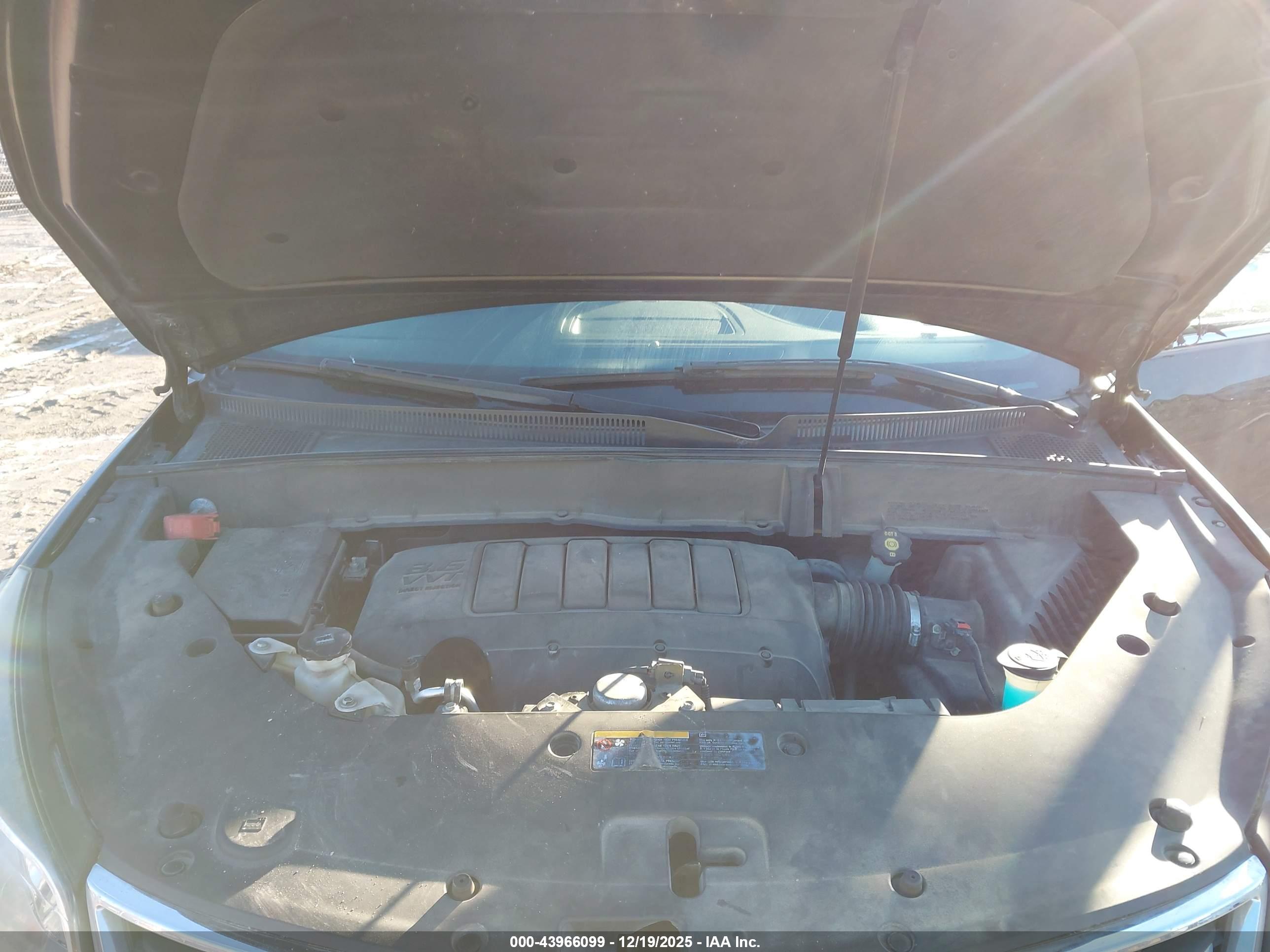 CHEVROLET TRAVERSE image 10