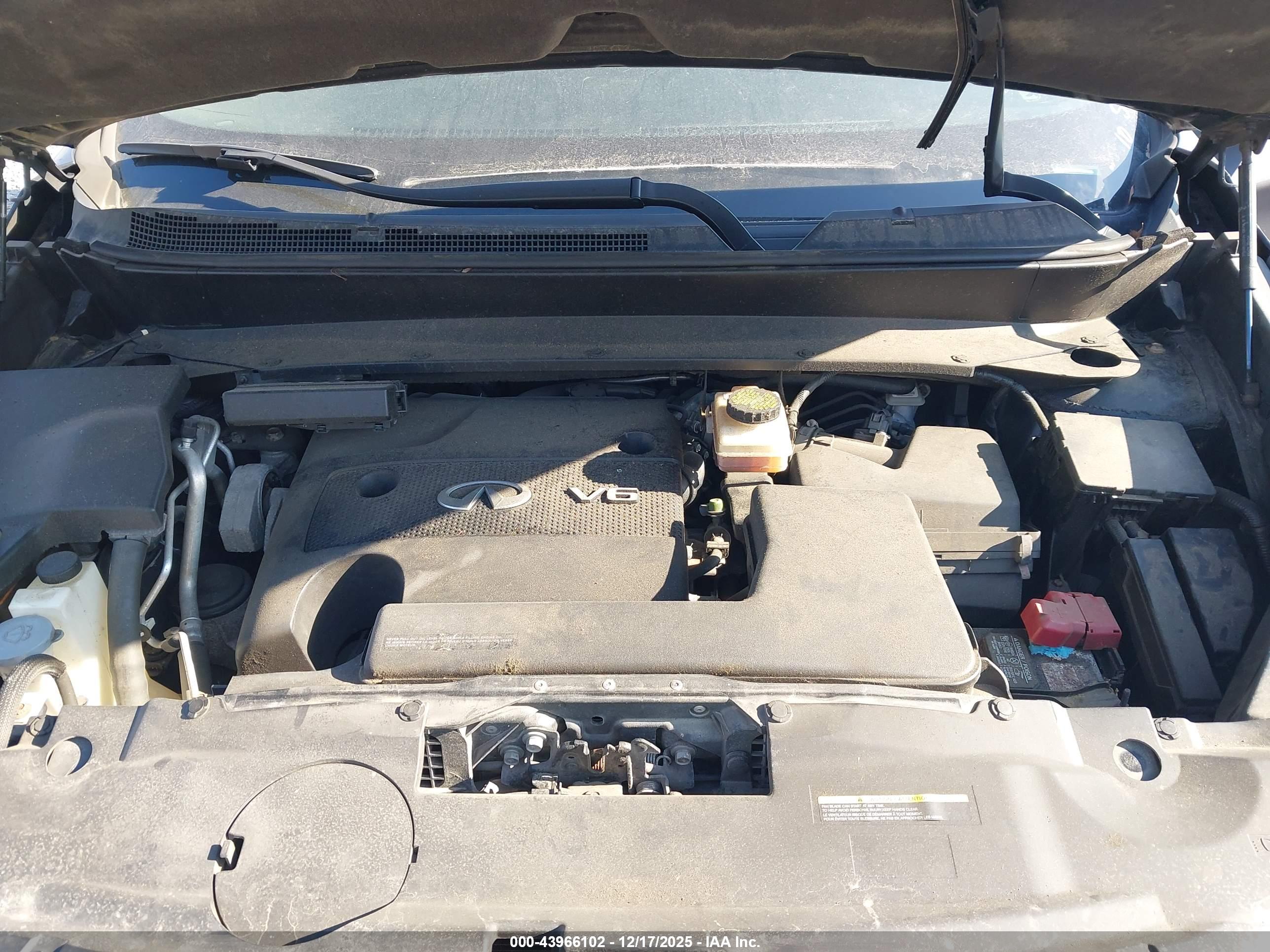 INFINITI QX60 image 10