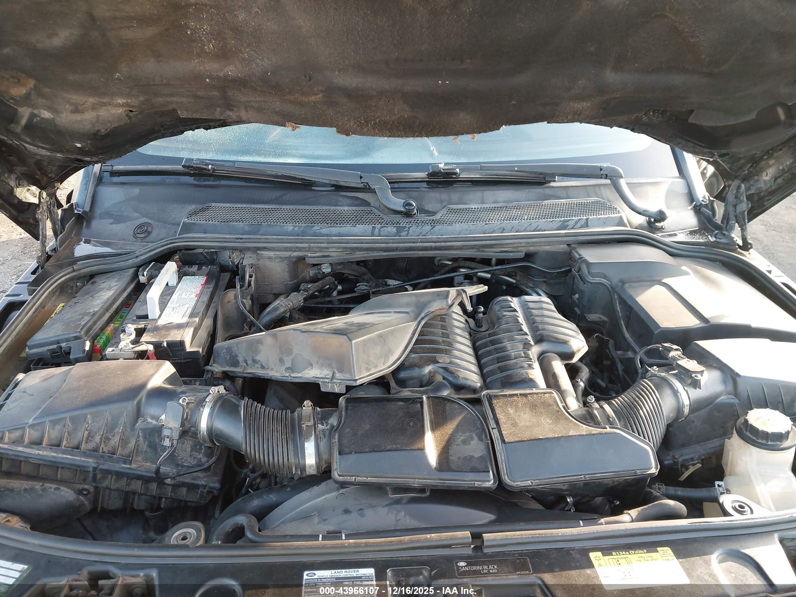LAND ROVER image 10