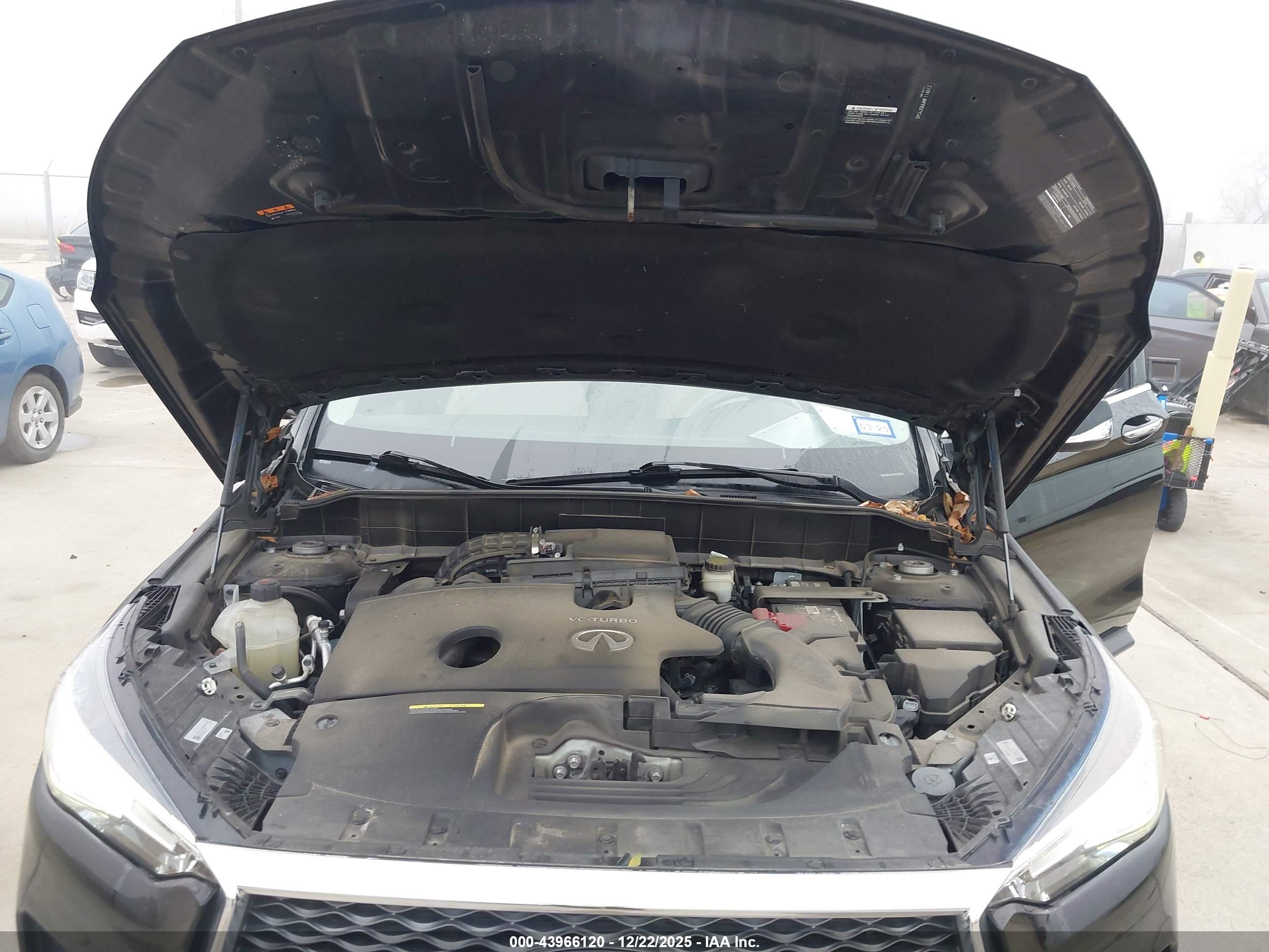 INFINITI QX50 image 10