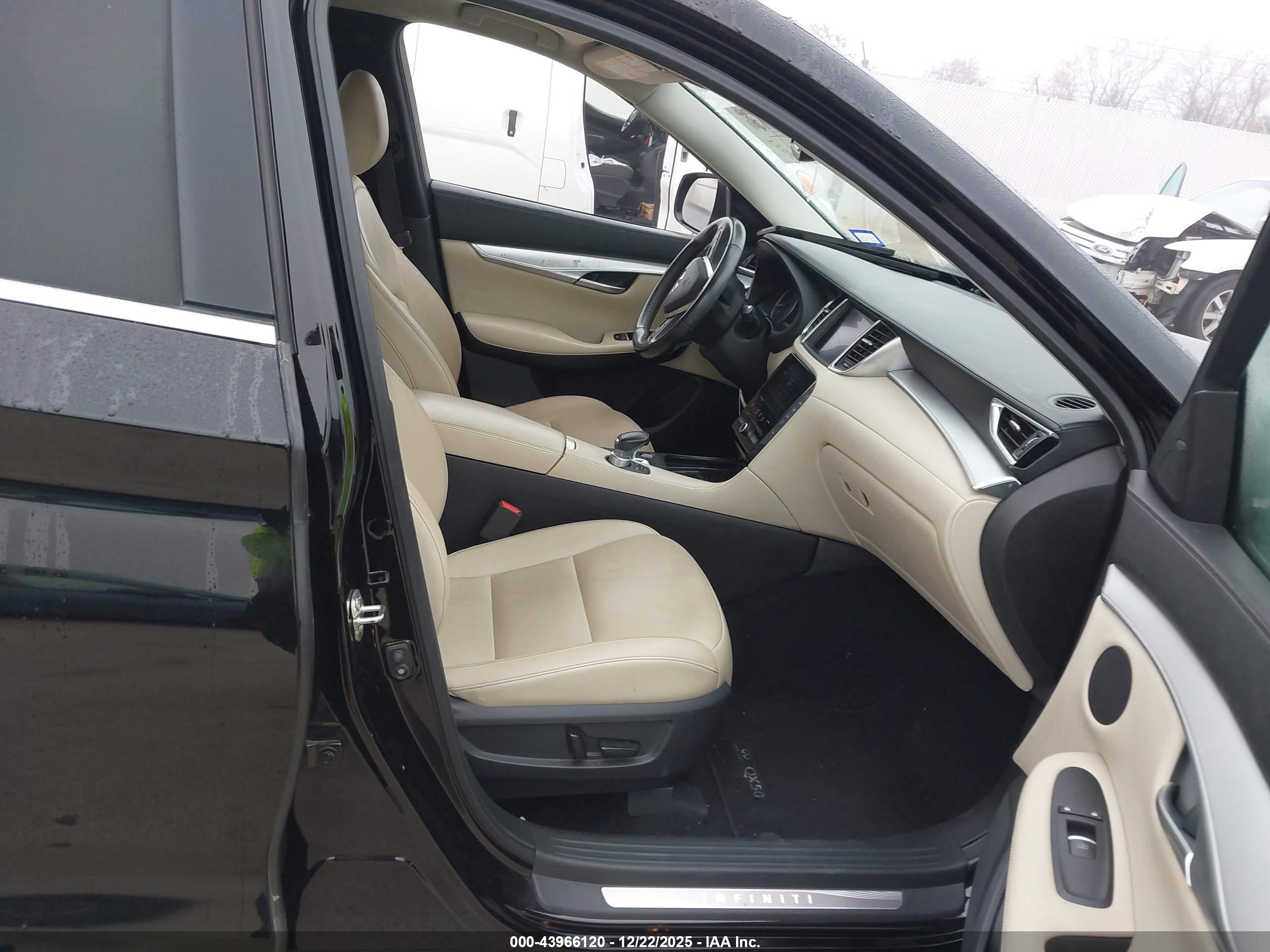 INFINITI QX50 image 5