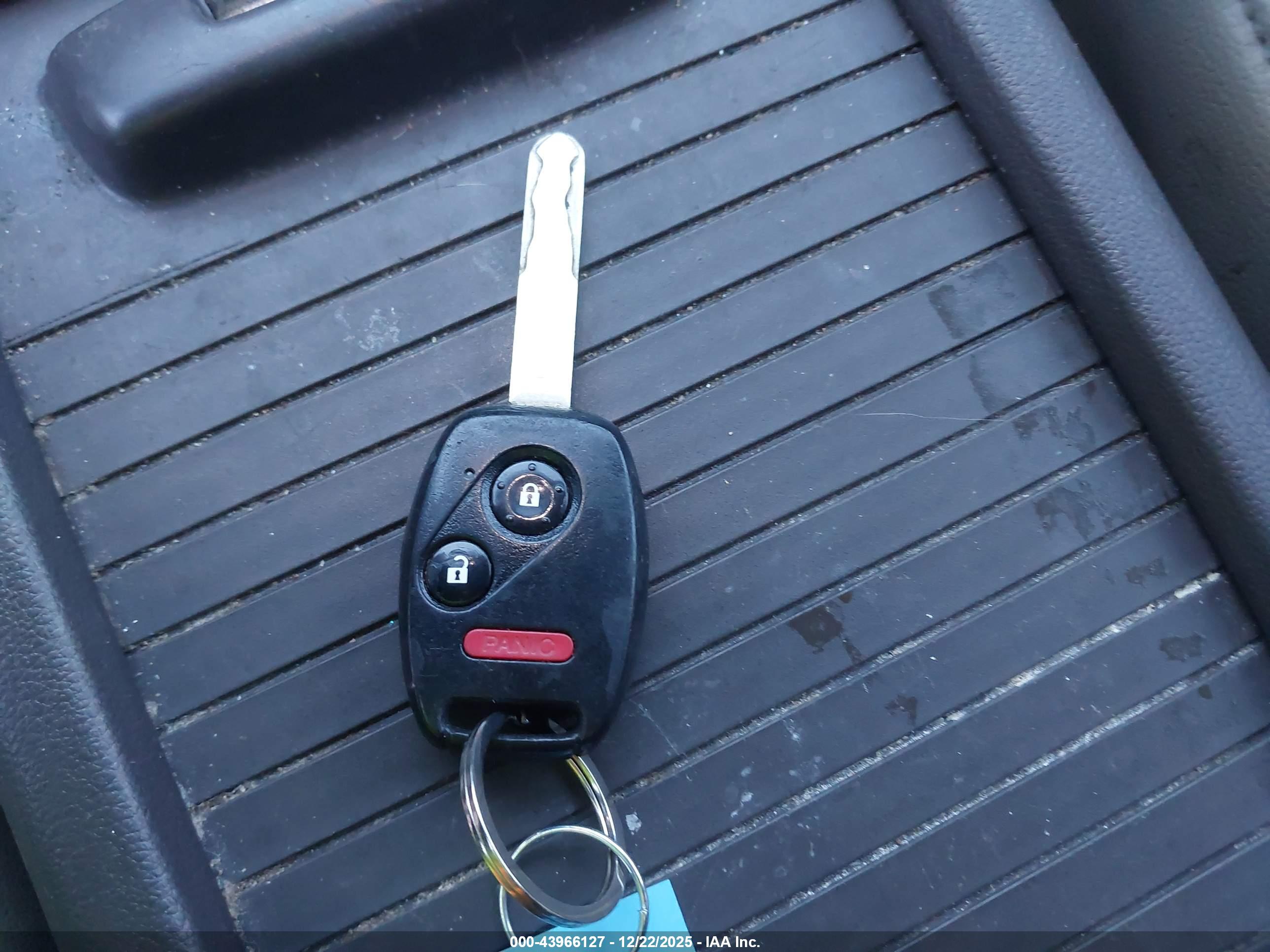 HONDA CR-V image 11