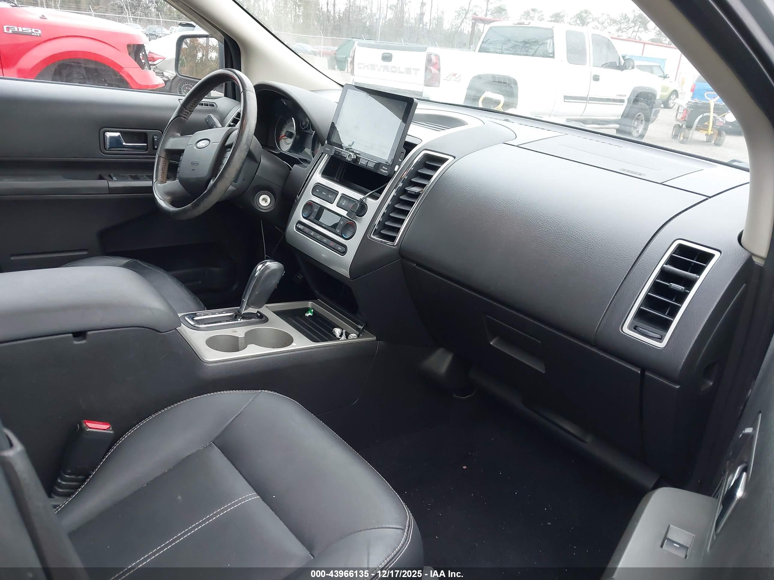 FORD EDGE image 5