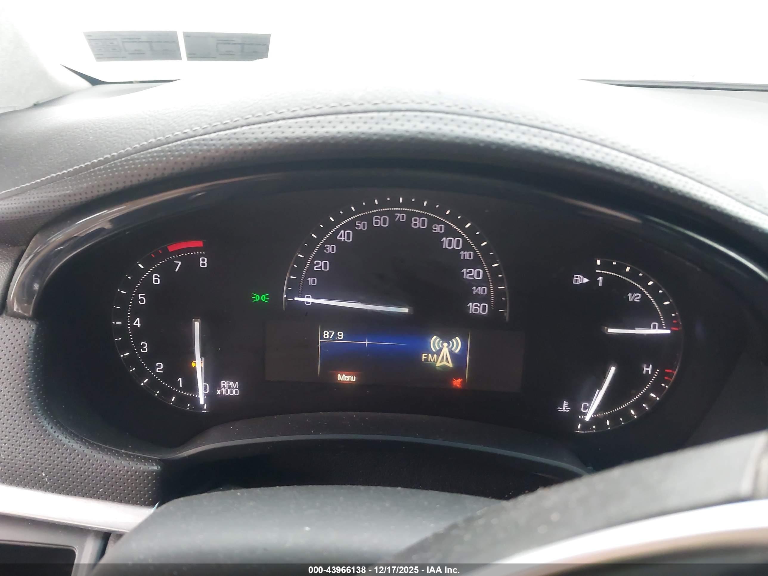 CADILLAC XTS image 7