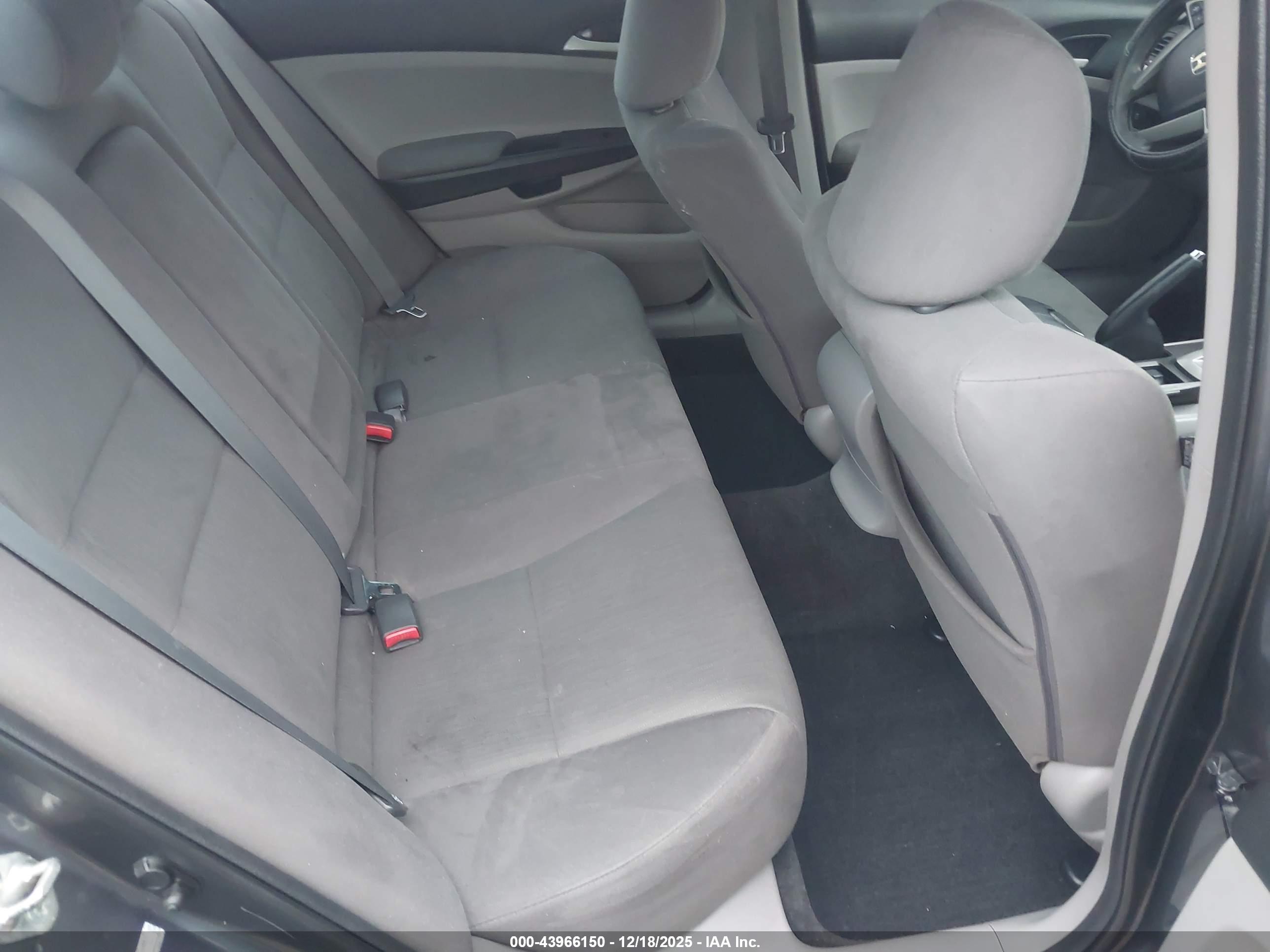 HONDA ACCORD image 8