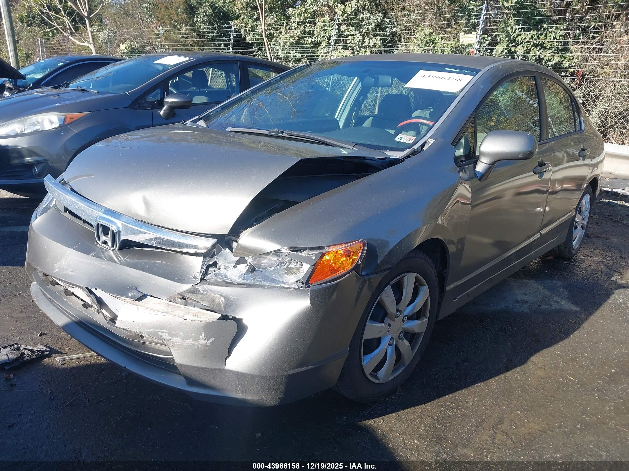 HONDA CIVIC image 2