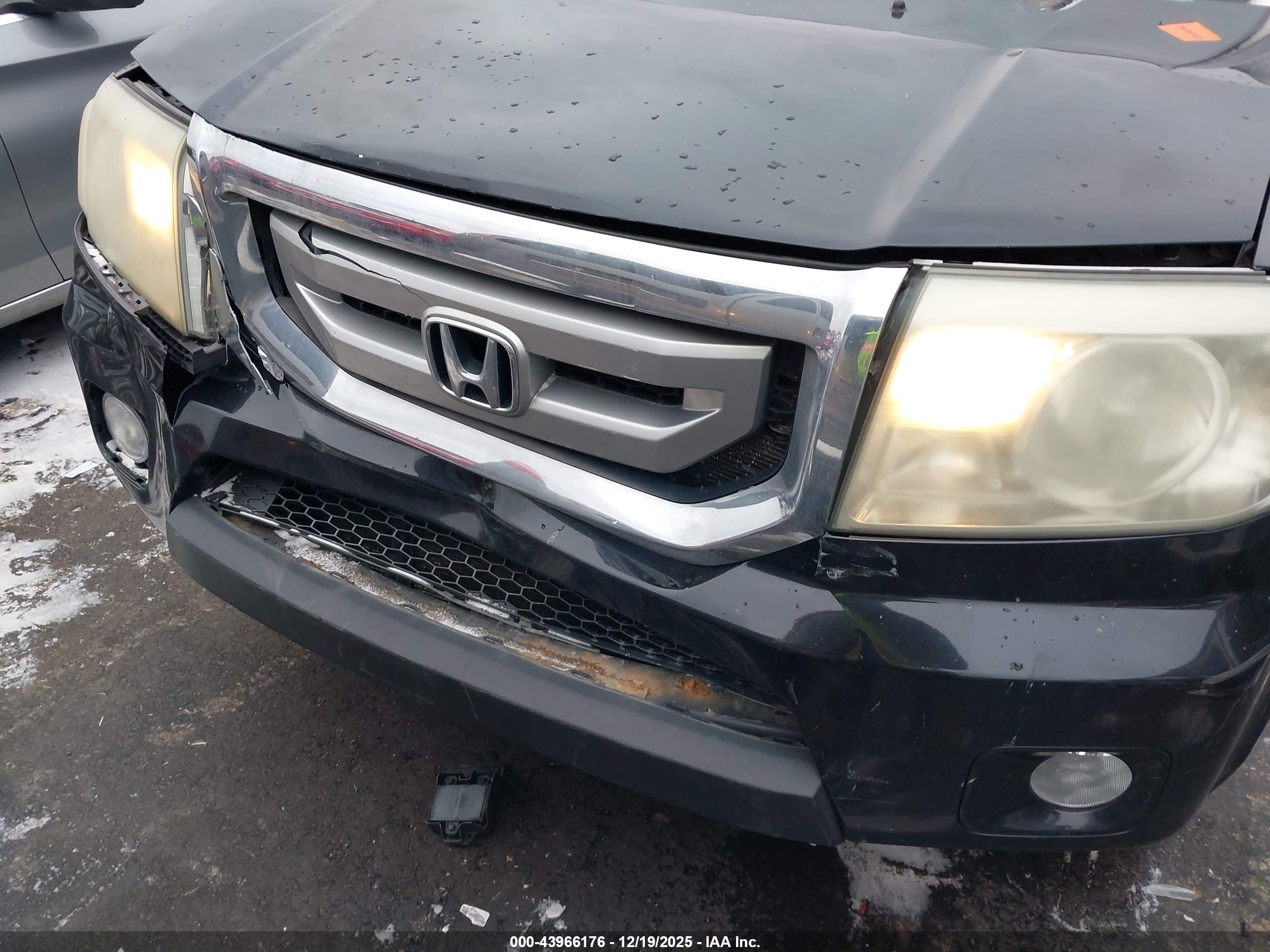 HONDA PILOT image 6