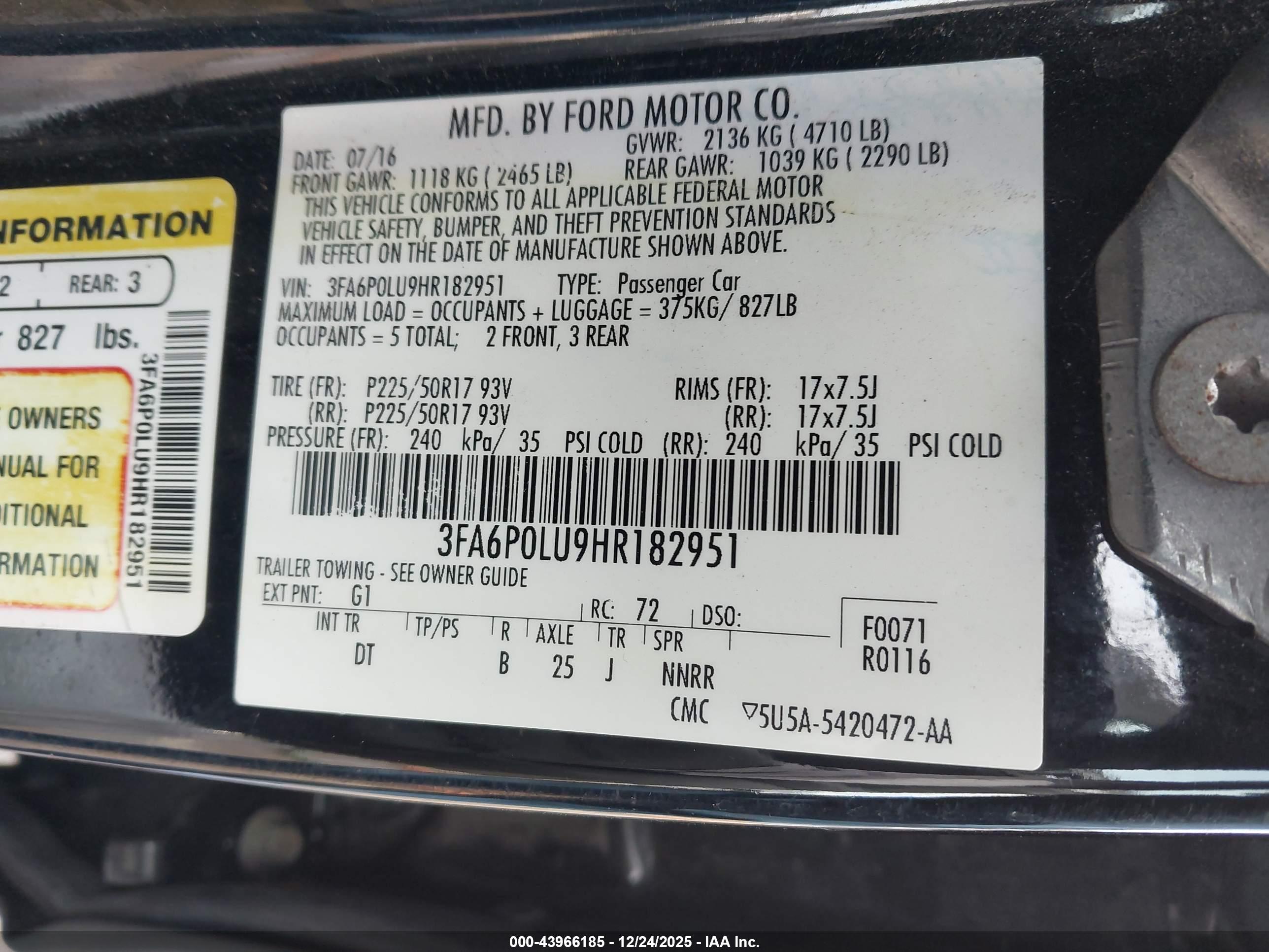 FORD FUSION image 9