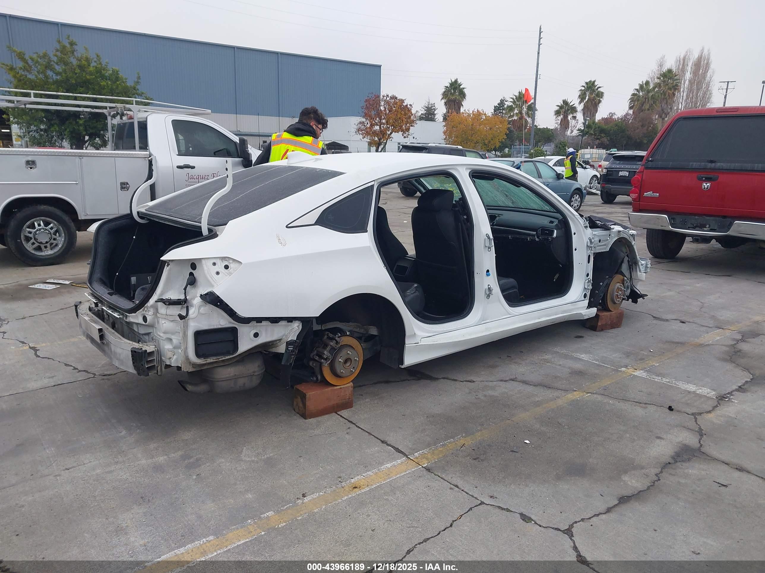 HONDA ACCORD image 4