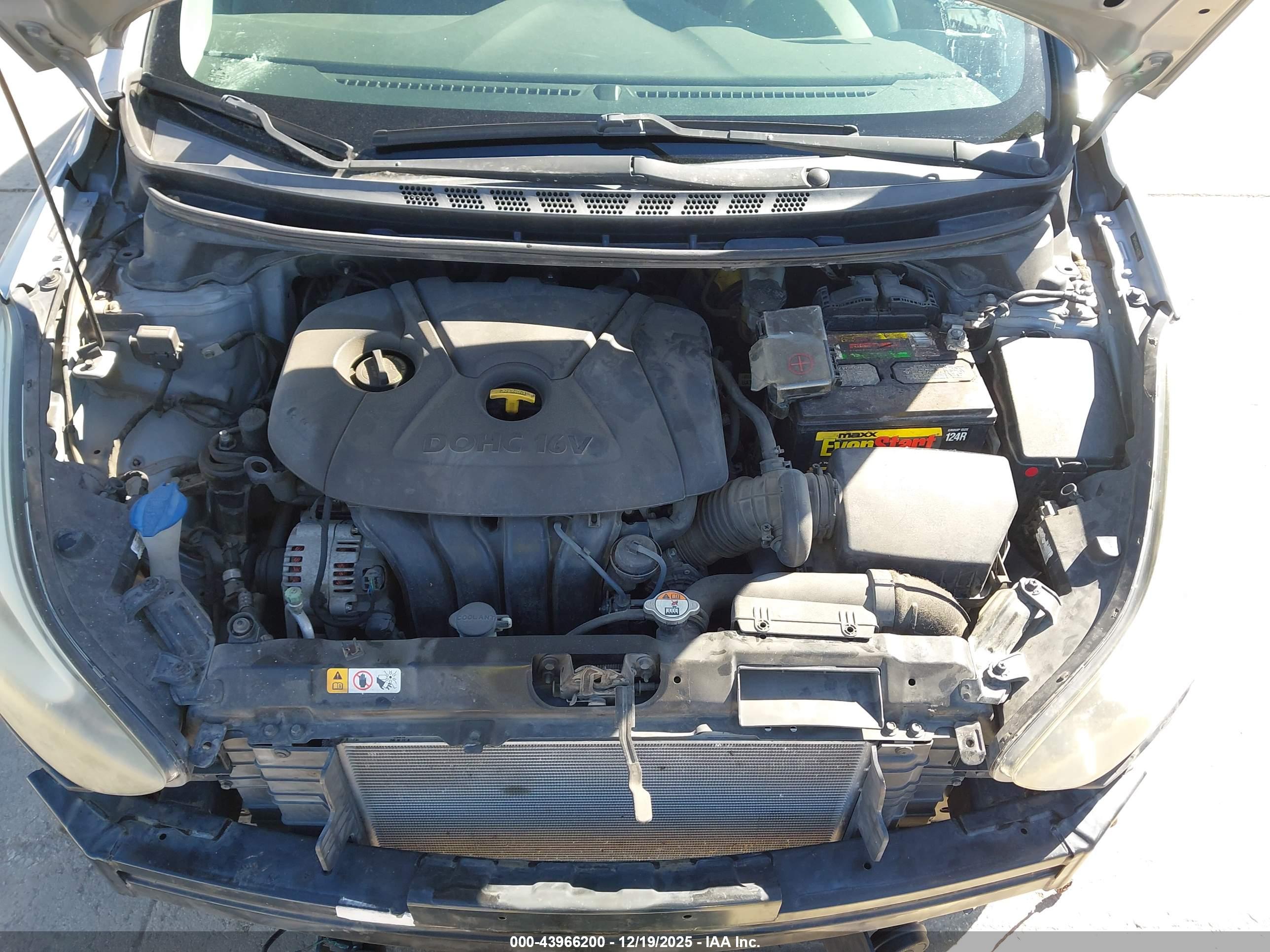 HYUNDAI ELANTRA image 10