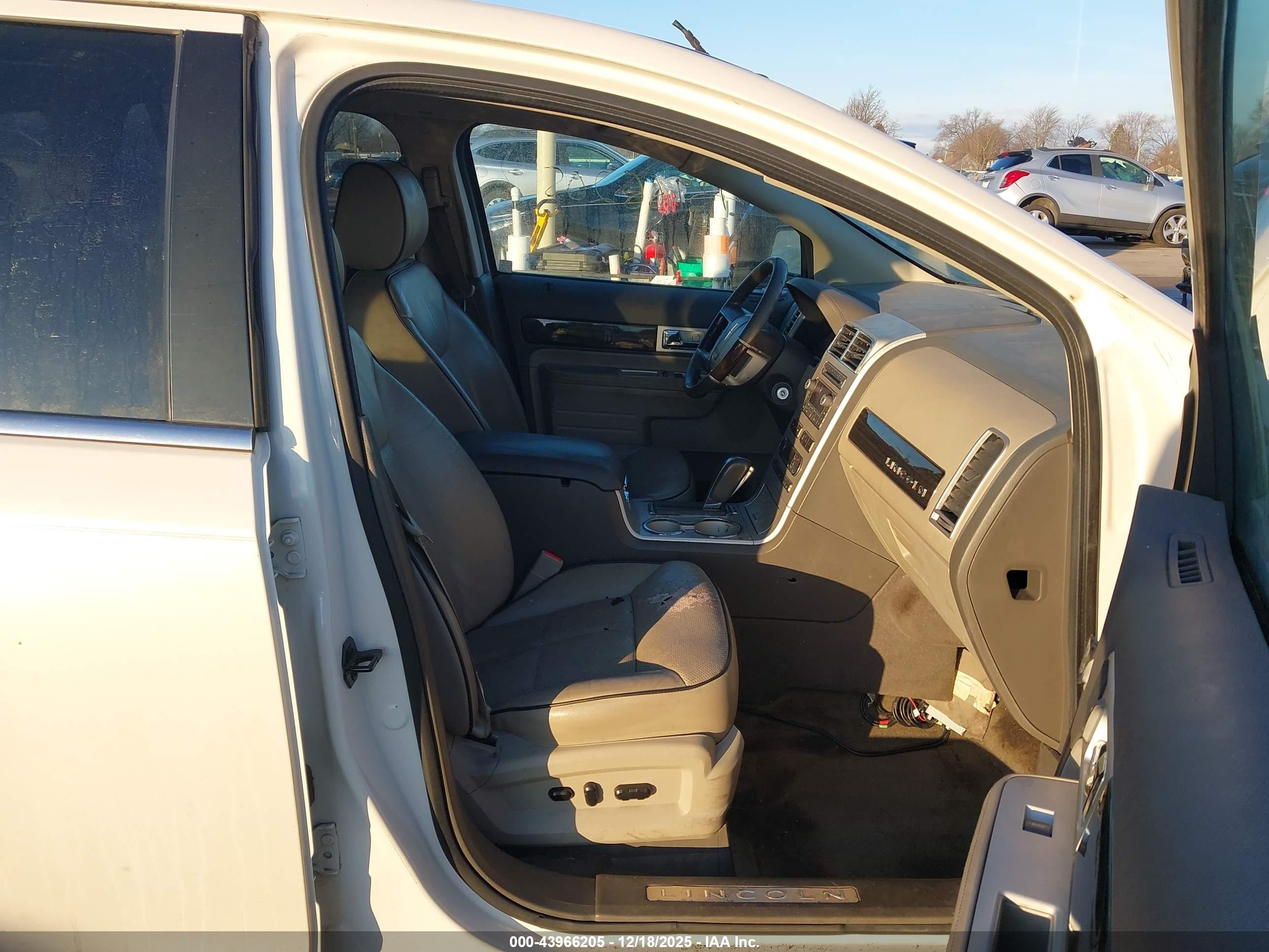 LINCOLN MKX image 5