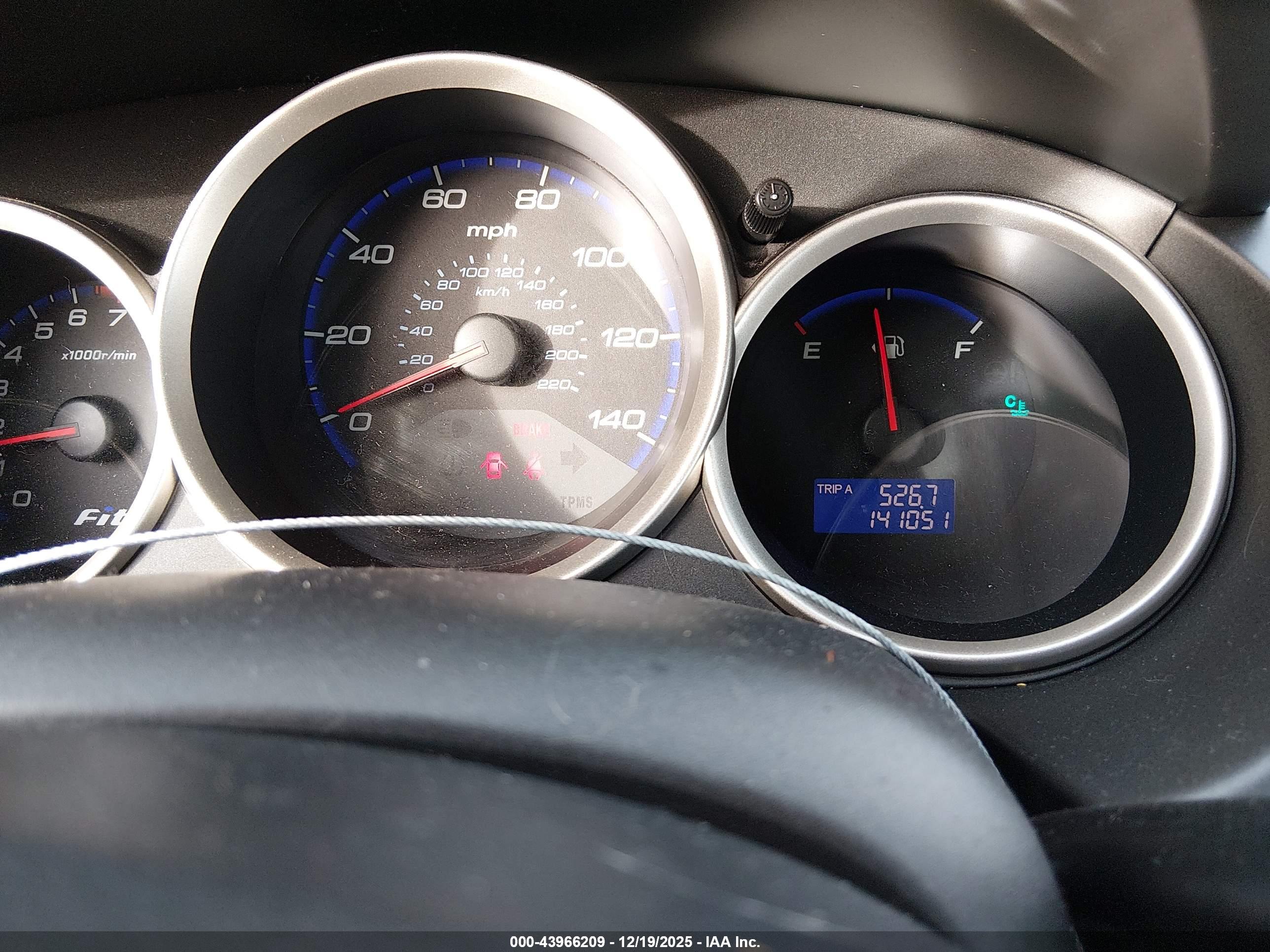 HONDA FIT image 7