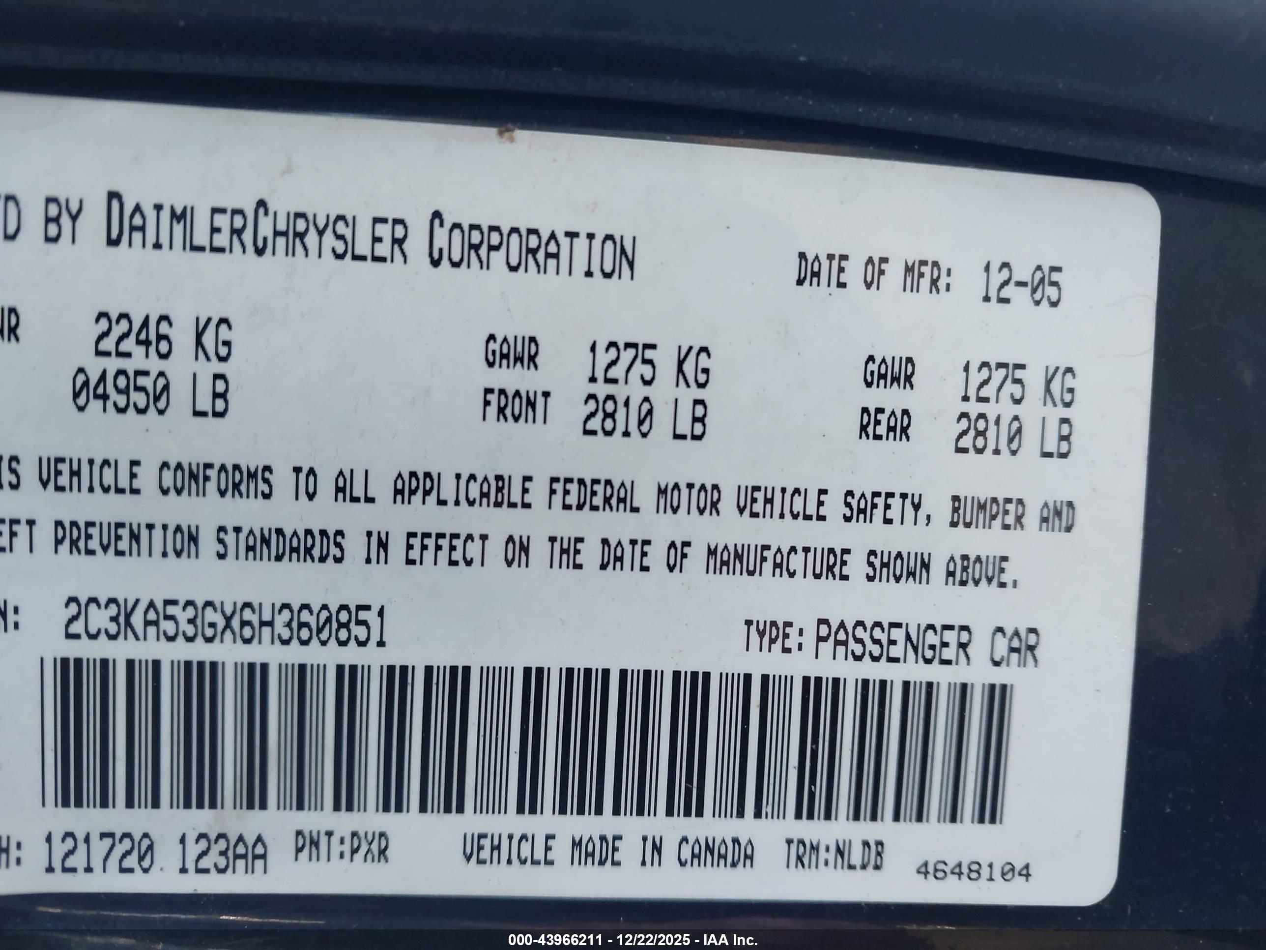 CHRYSLER 300 image 9