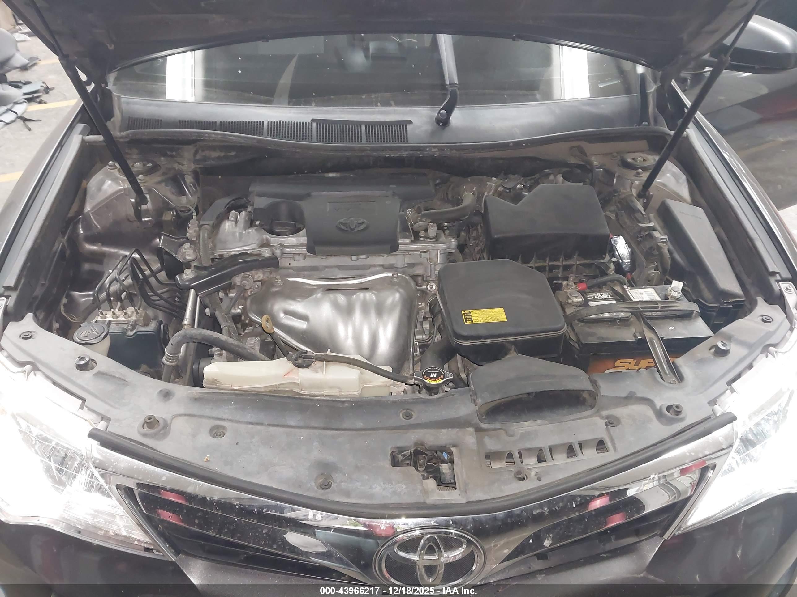 TOYOTA CAMRY image 10